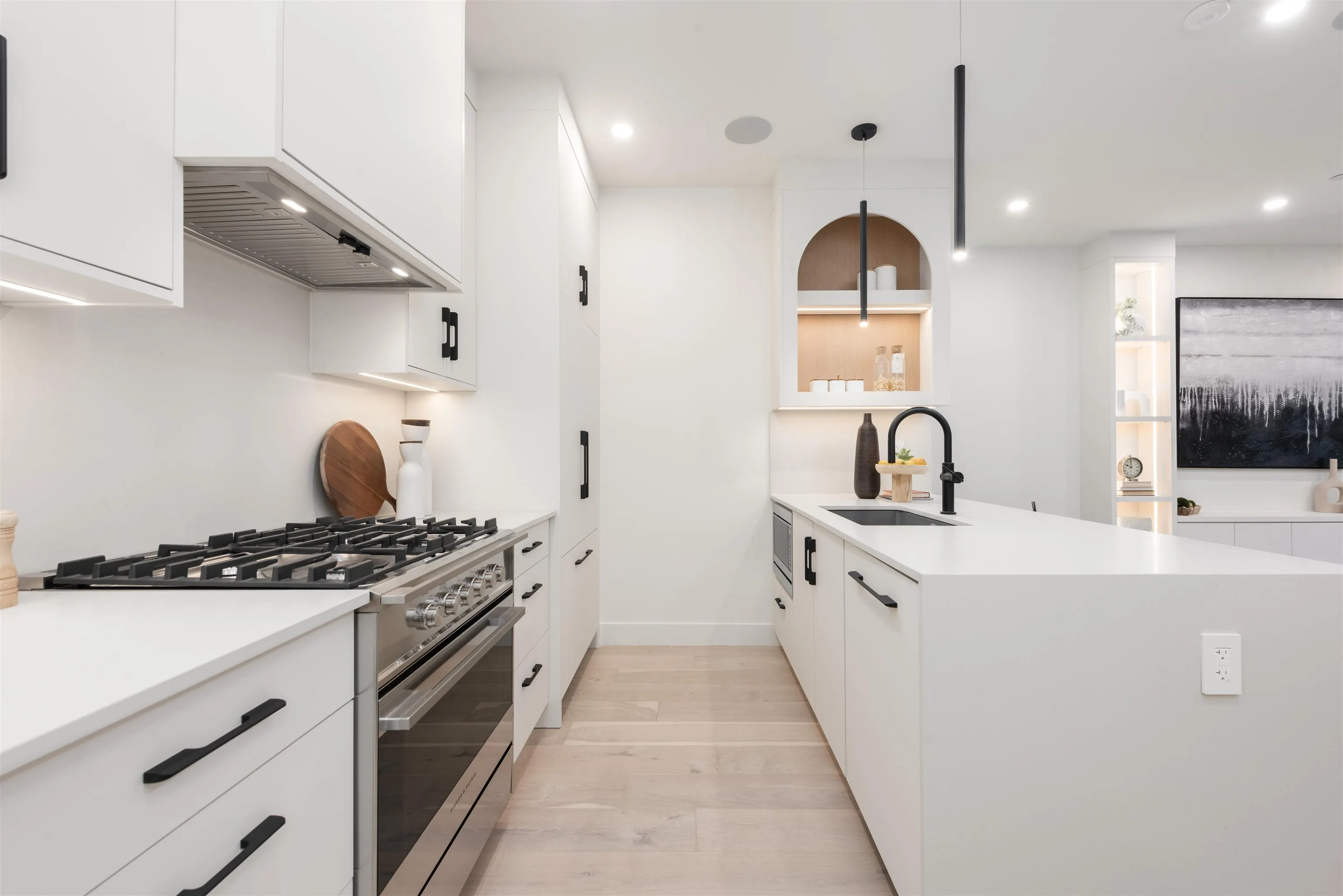 1 65 E King Edward Avenue