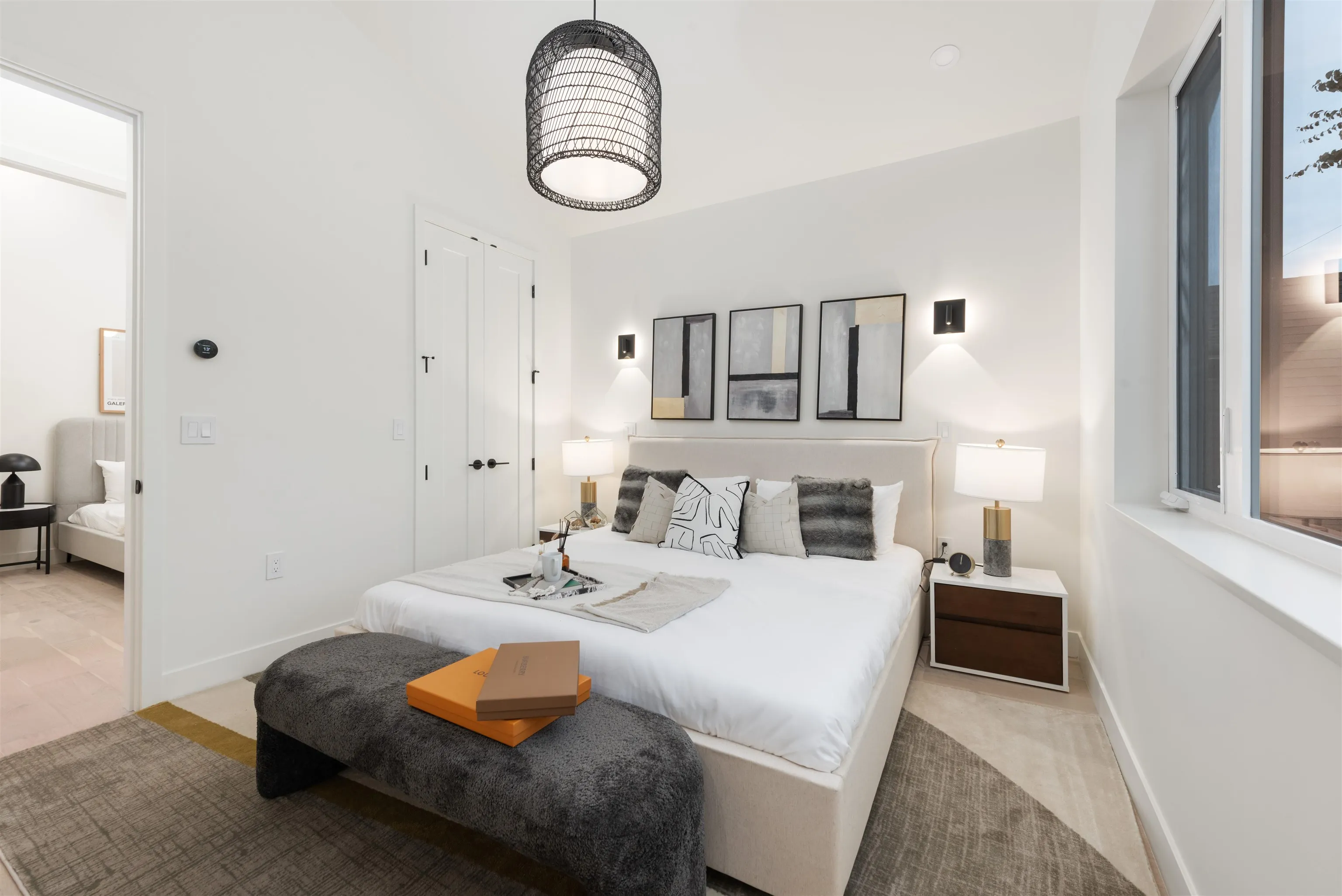 1 65 E King Edward Avenue