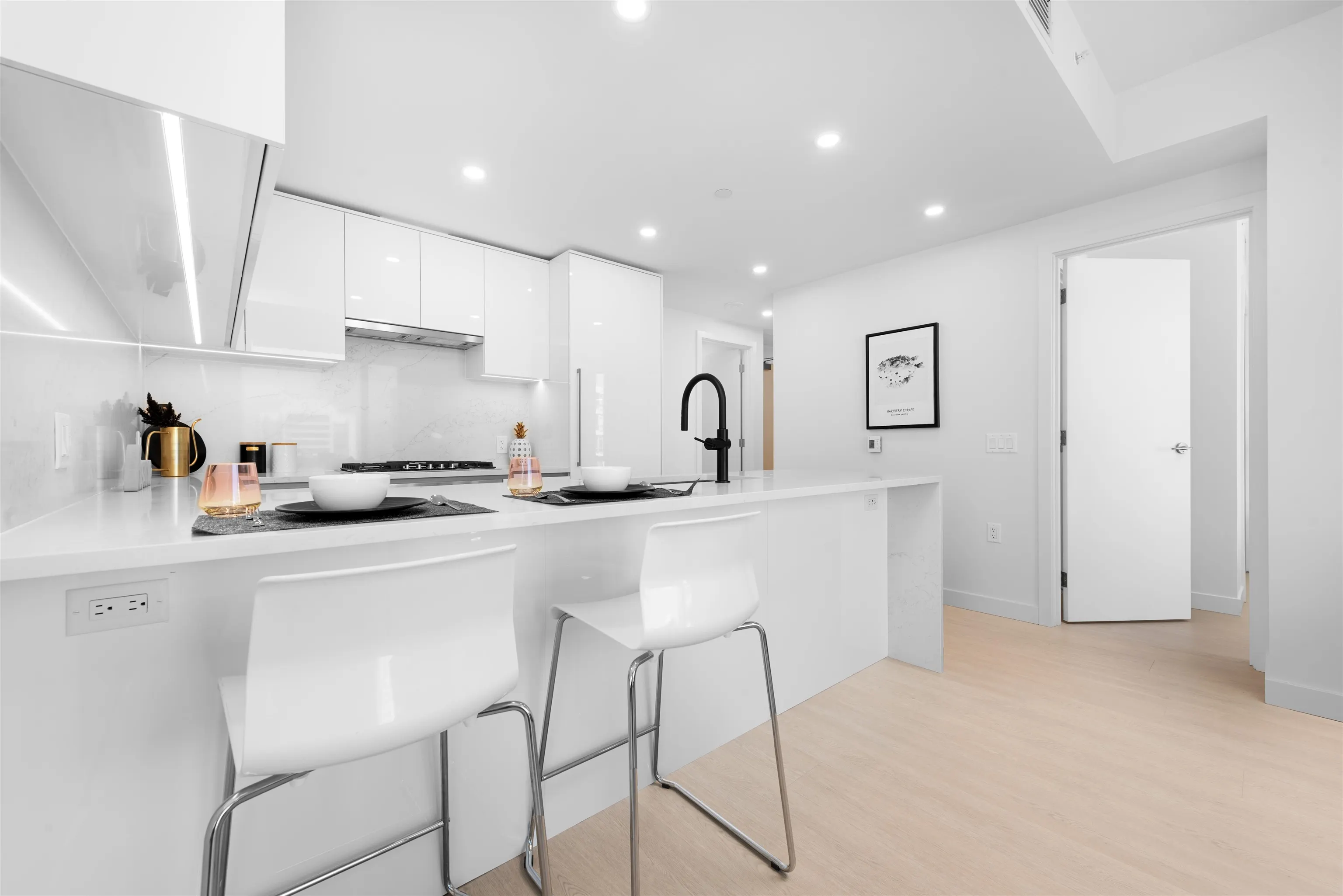 1409 5987 Wilson Avenue