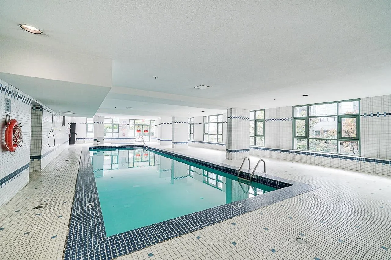 702 1188 Howe Street