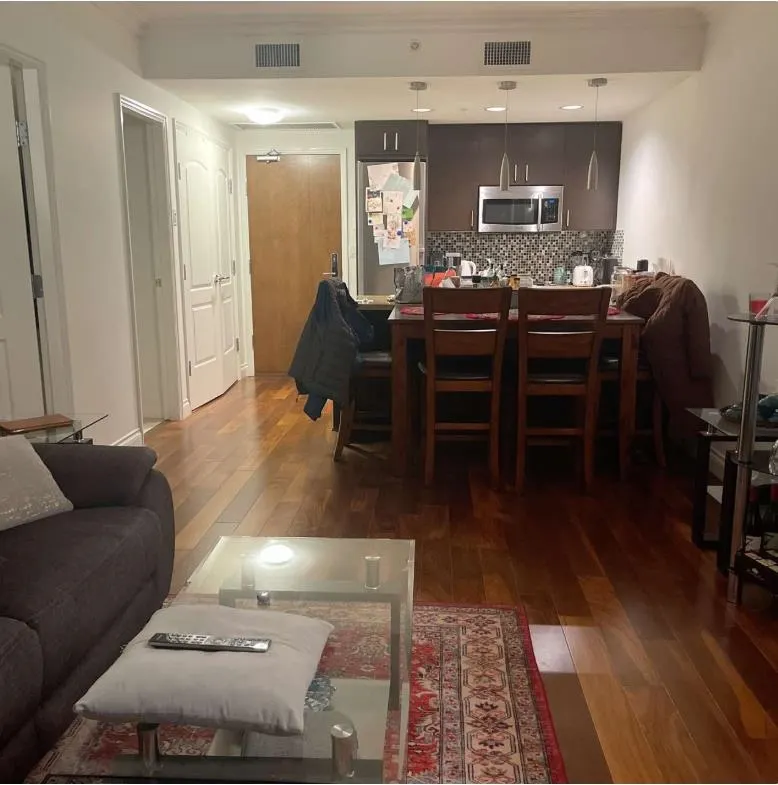 205 172 Victory Ship Way