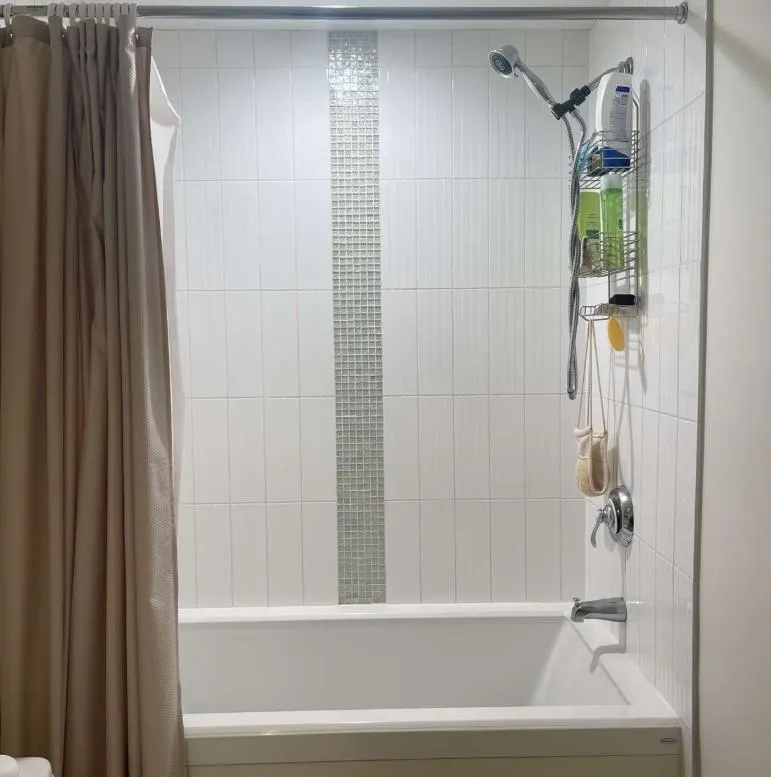 205 172 Victory Ship Way