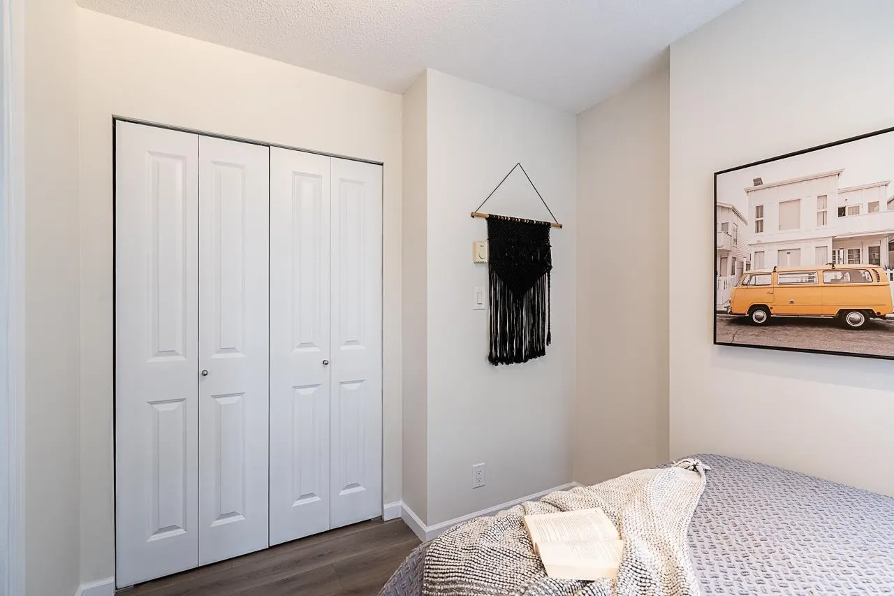 311 9262 University Crescent