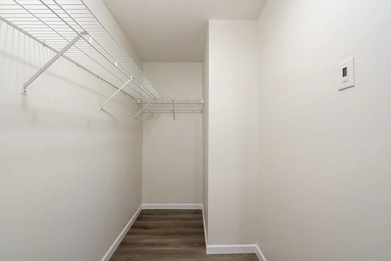 311 9262 University Crescent