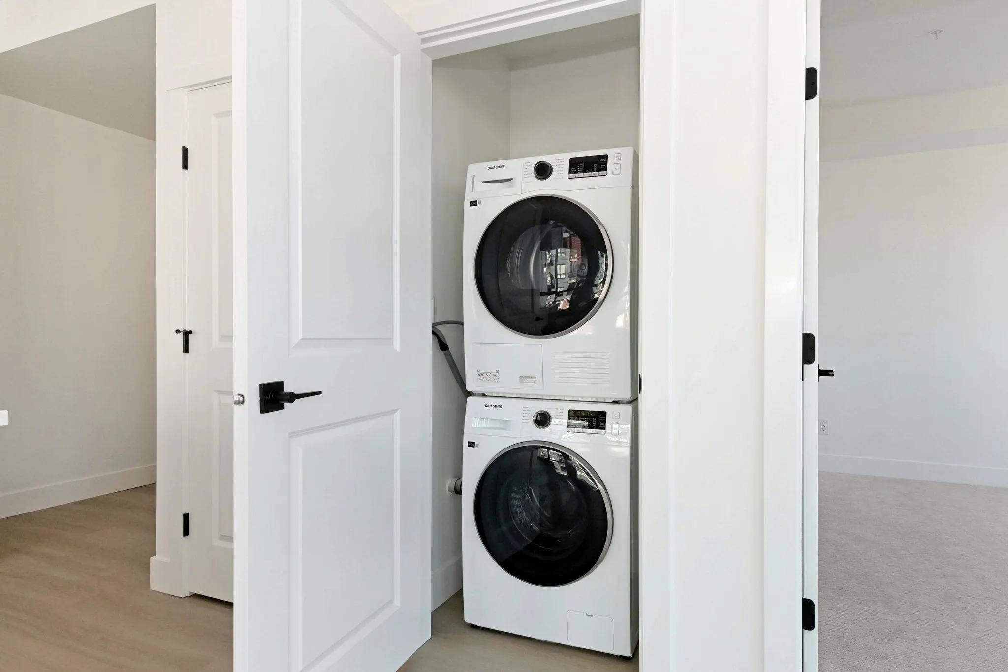 310 3465 146a Street