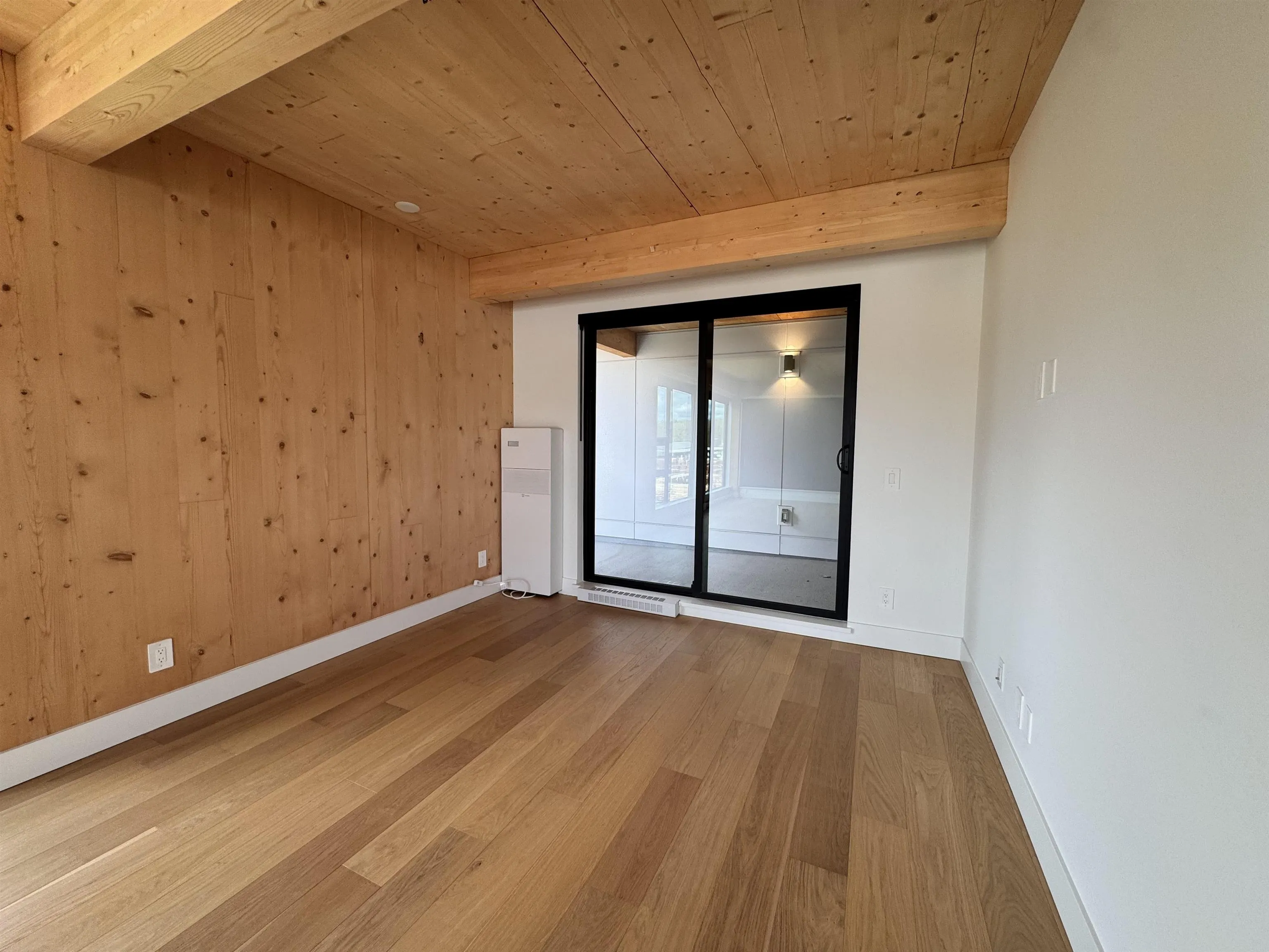 201 310 Salter Street