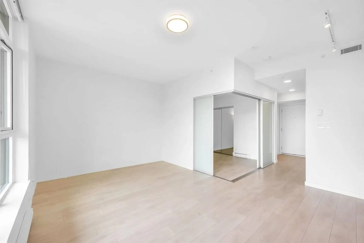 806 691 North Road Road