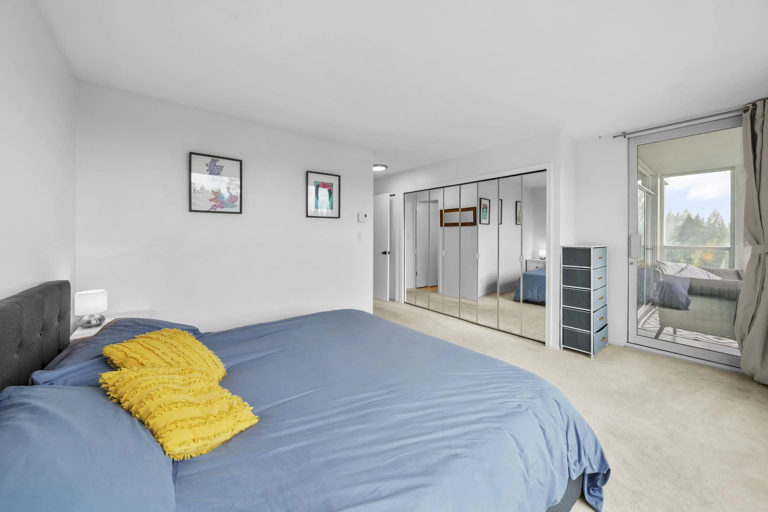 803 995 Roche Point Drive