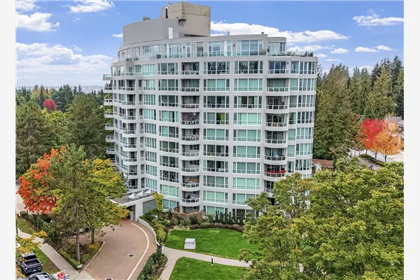 803 995 Roche Point Drive