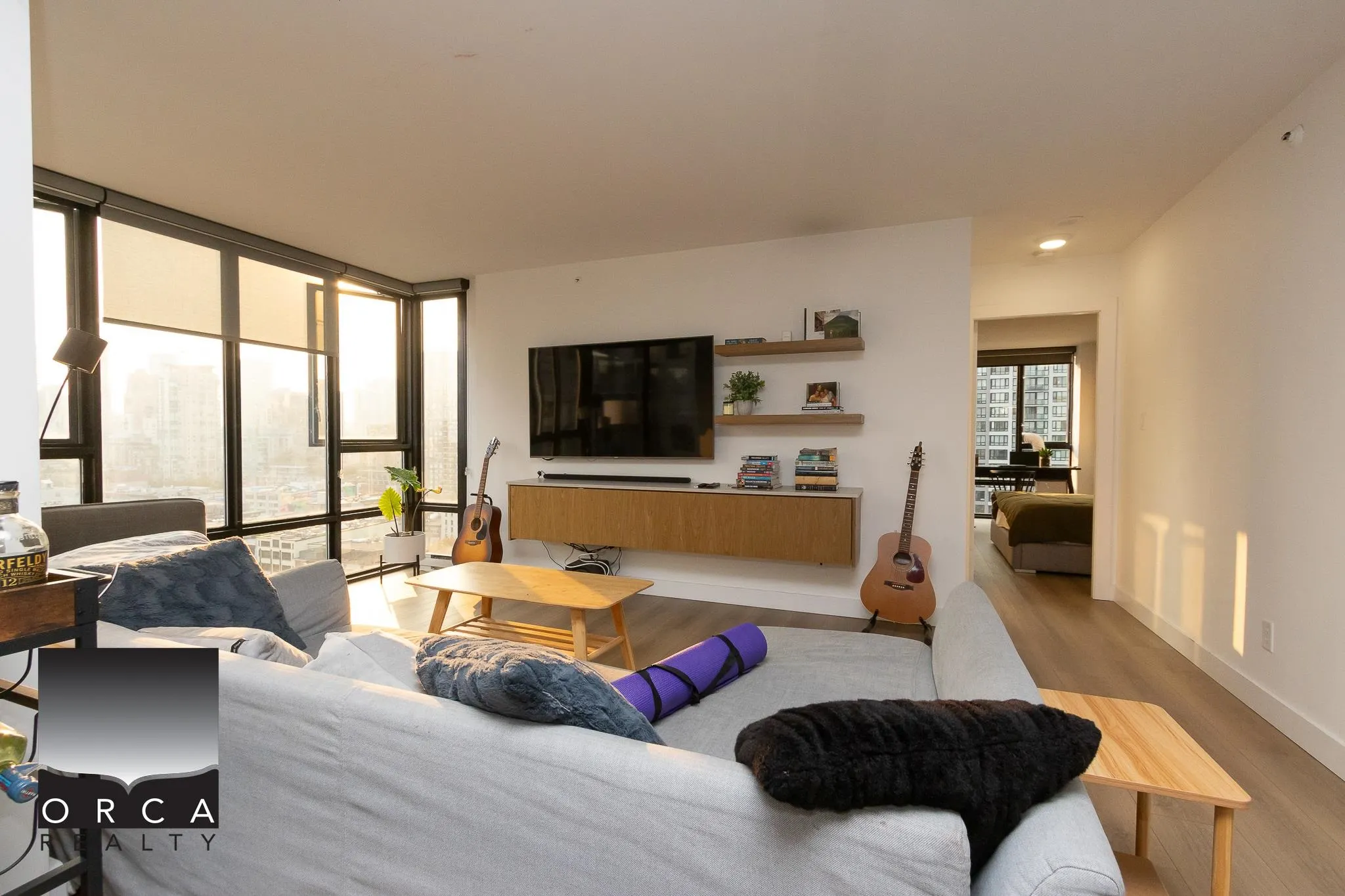 1903 930 Cambie Street