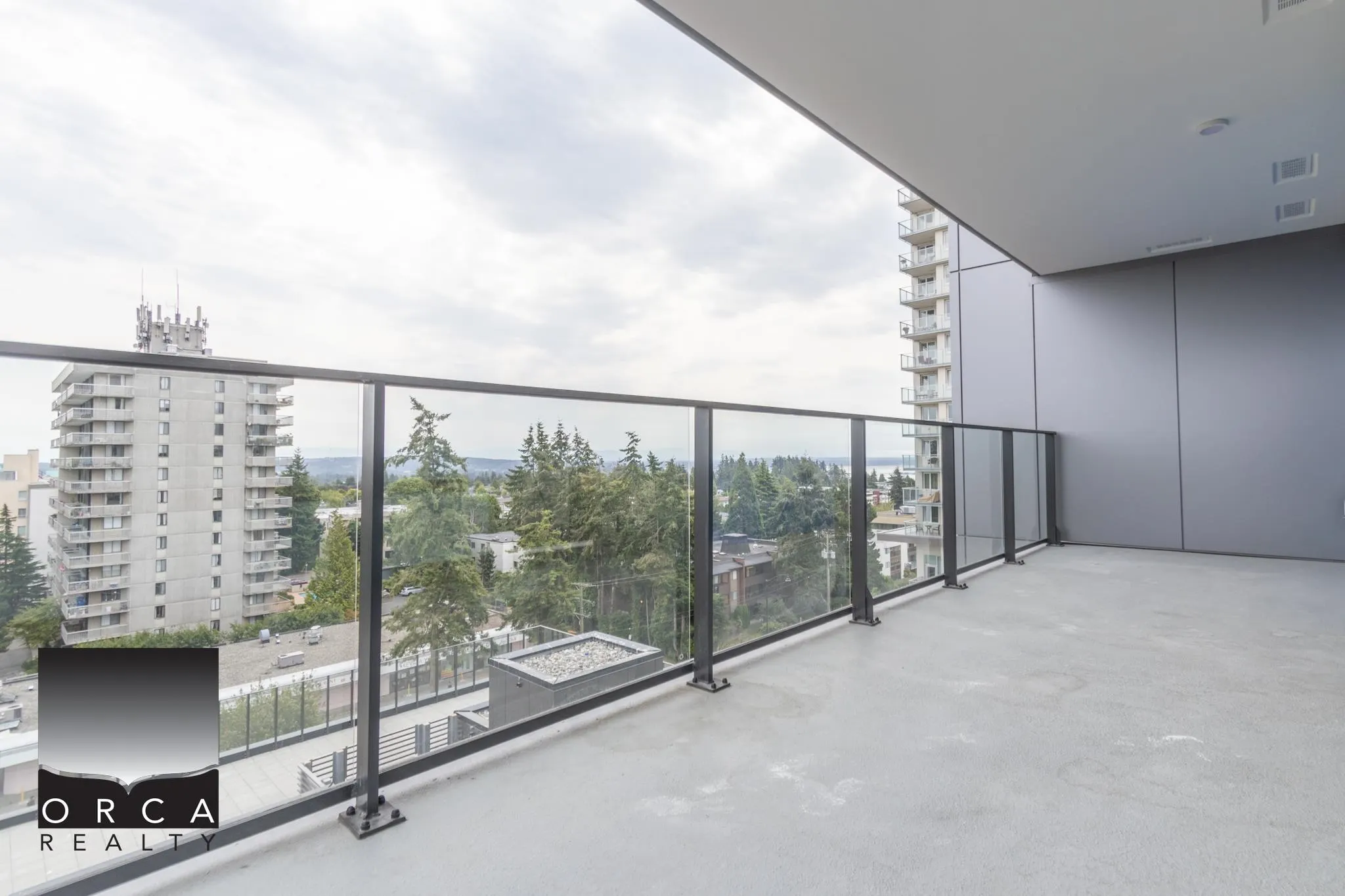 804 1588 Johnston Road