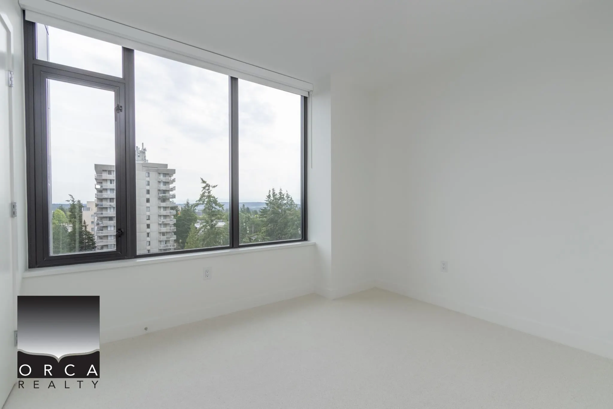 804 1588 Johnston Road