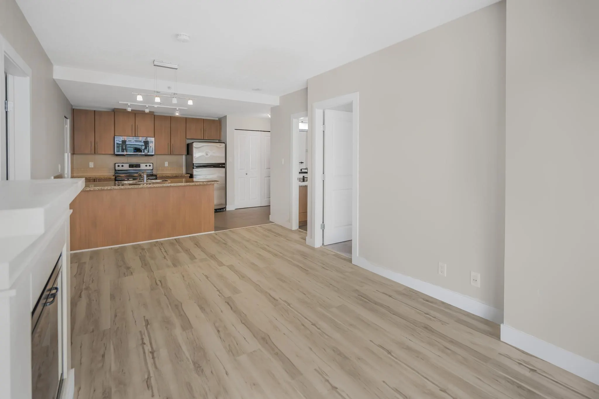 2605 898 Carnarvon Street