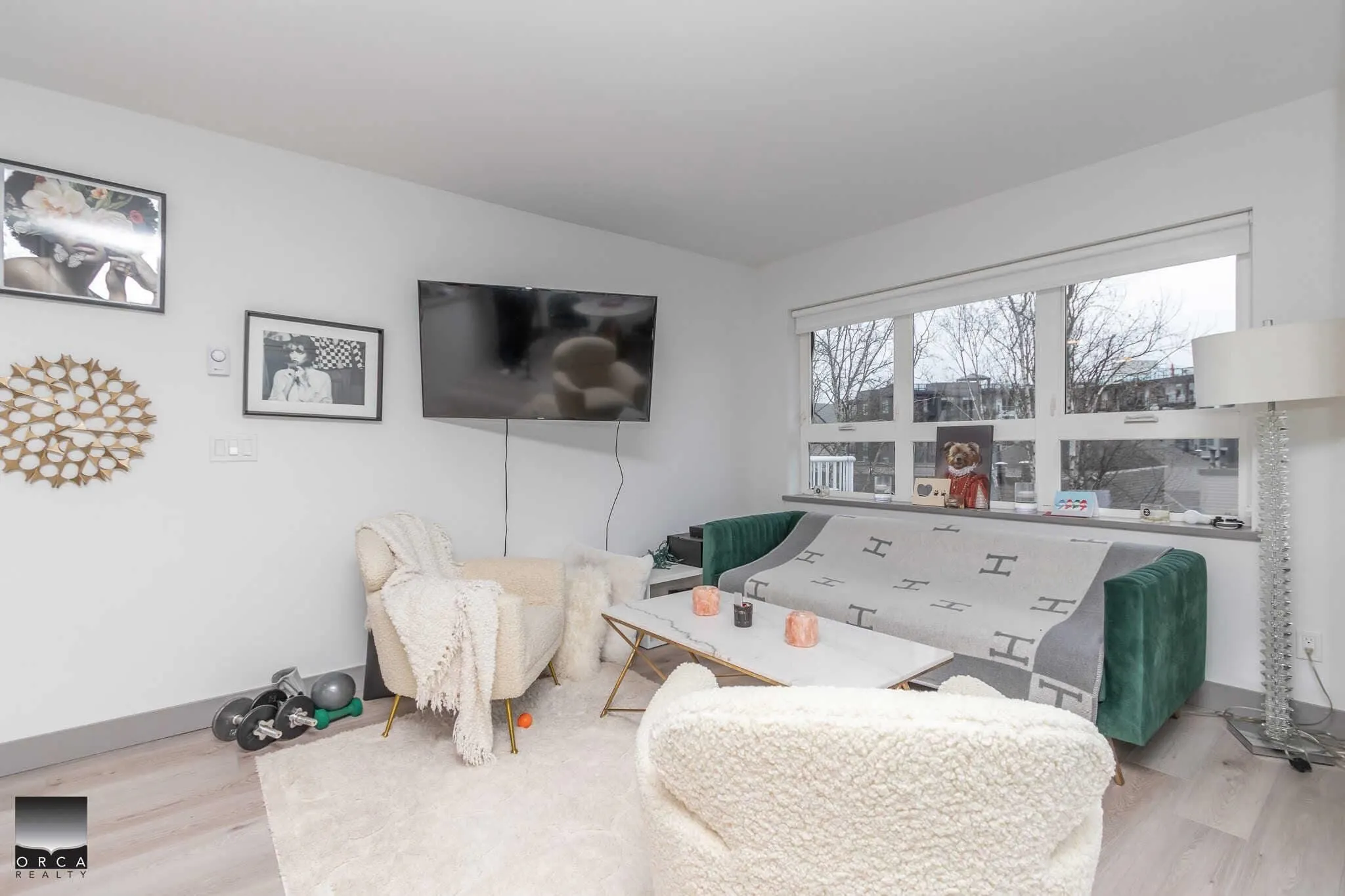 404 121 E 12th Street