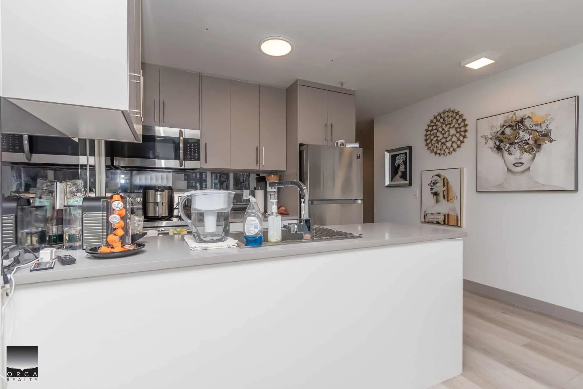 404 121 E 12th Street