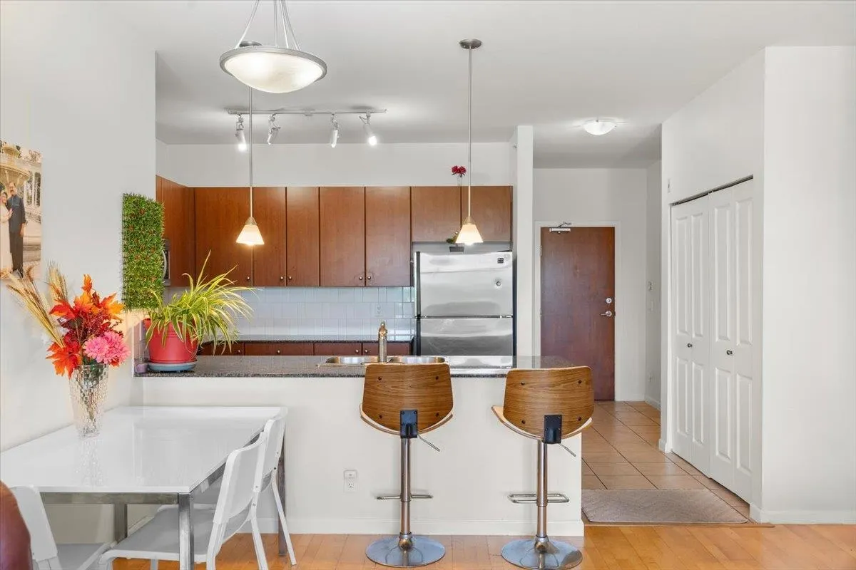 415 10180 153 Street