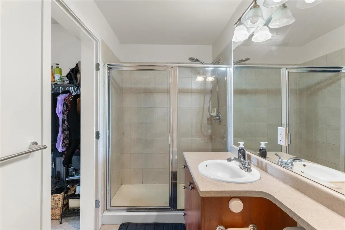 415 10180 153 Street