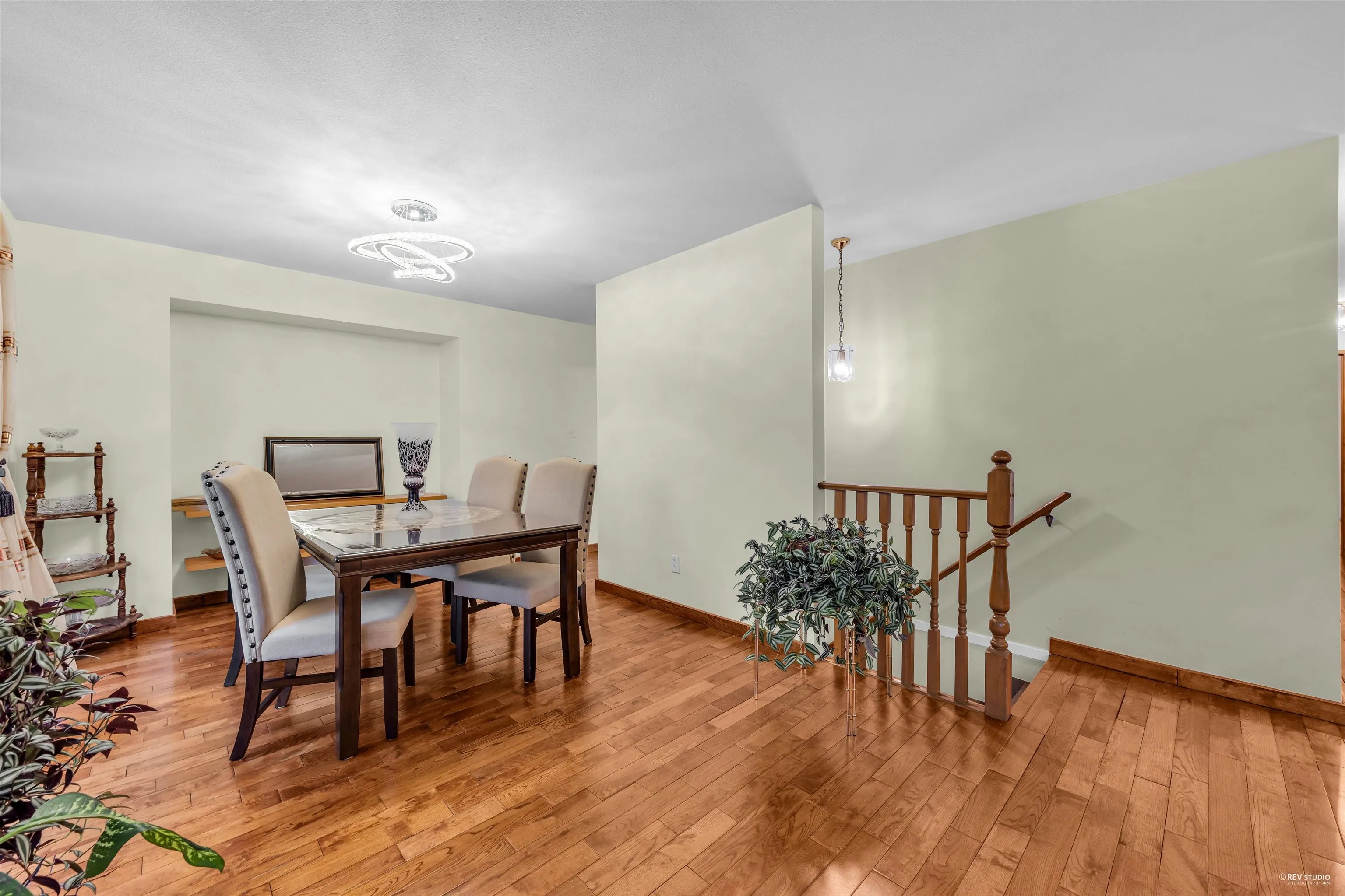 1382 Sutherland Avenue