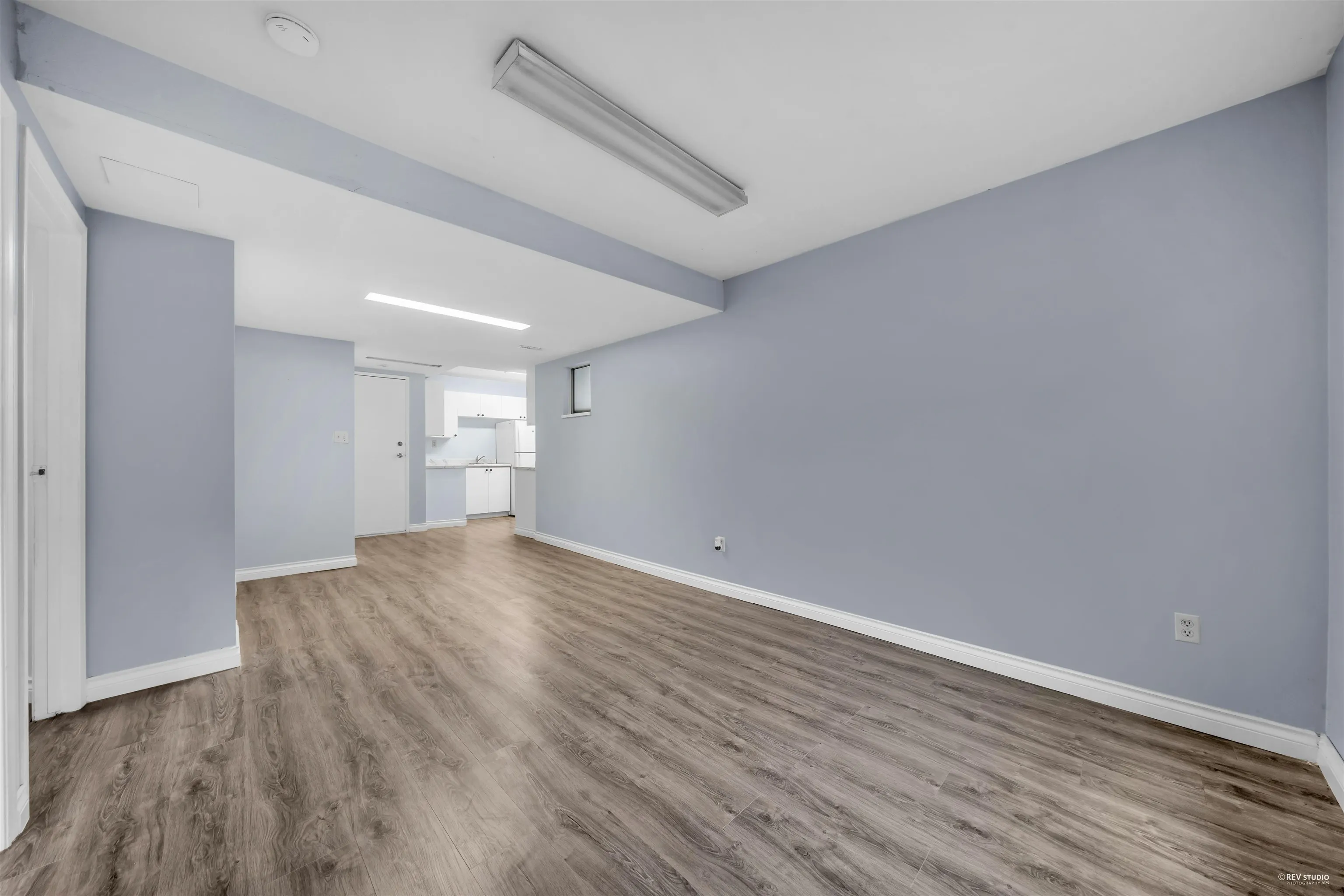 1382 Sutherland Avenue