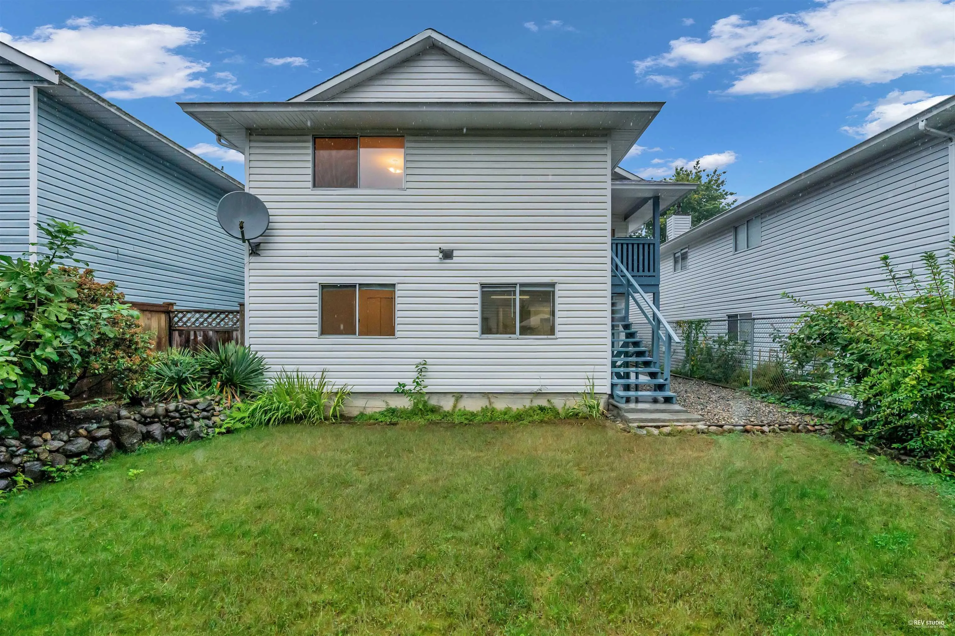 1382 Sutherland Avenue