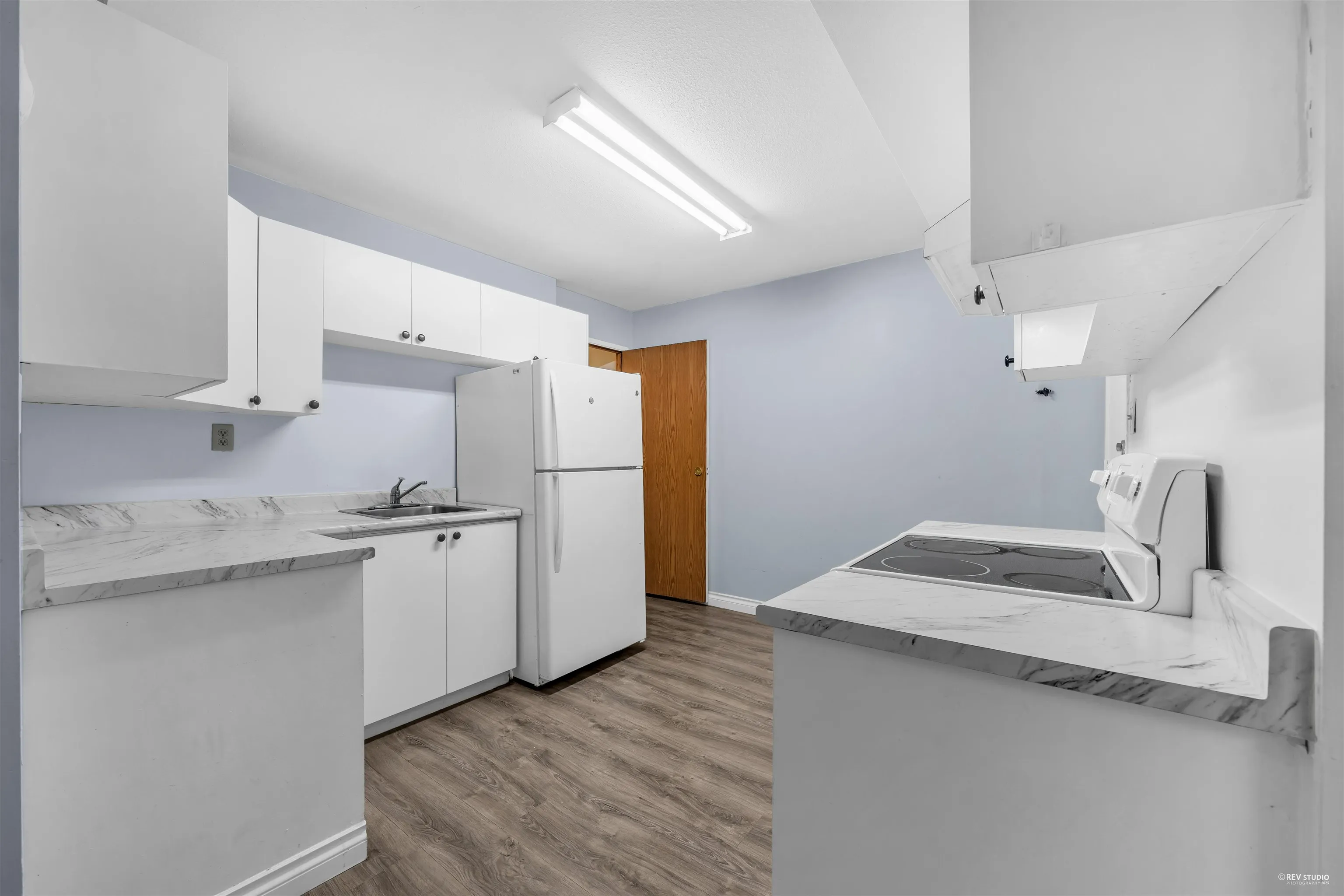 1382 Sutherland Avenue