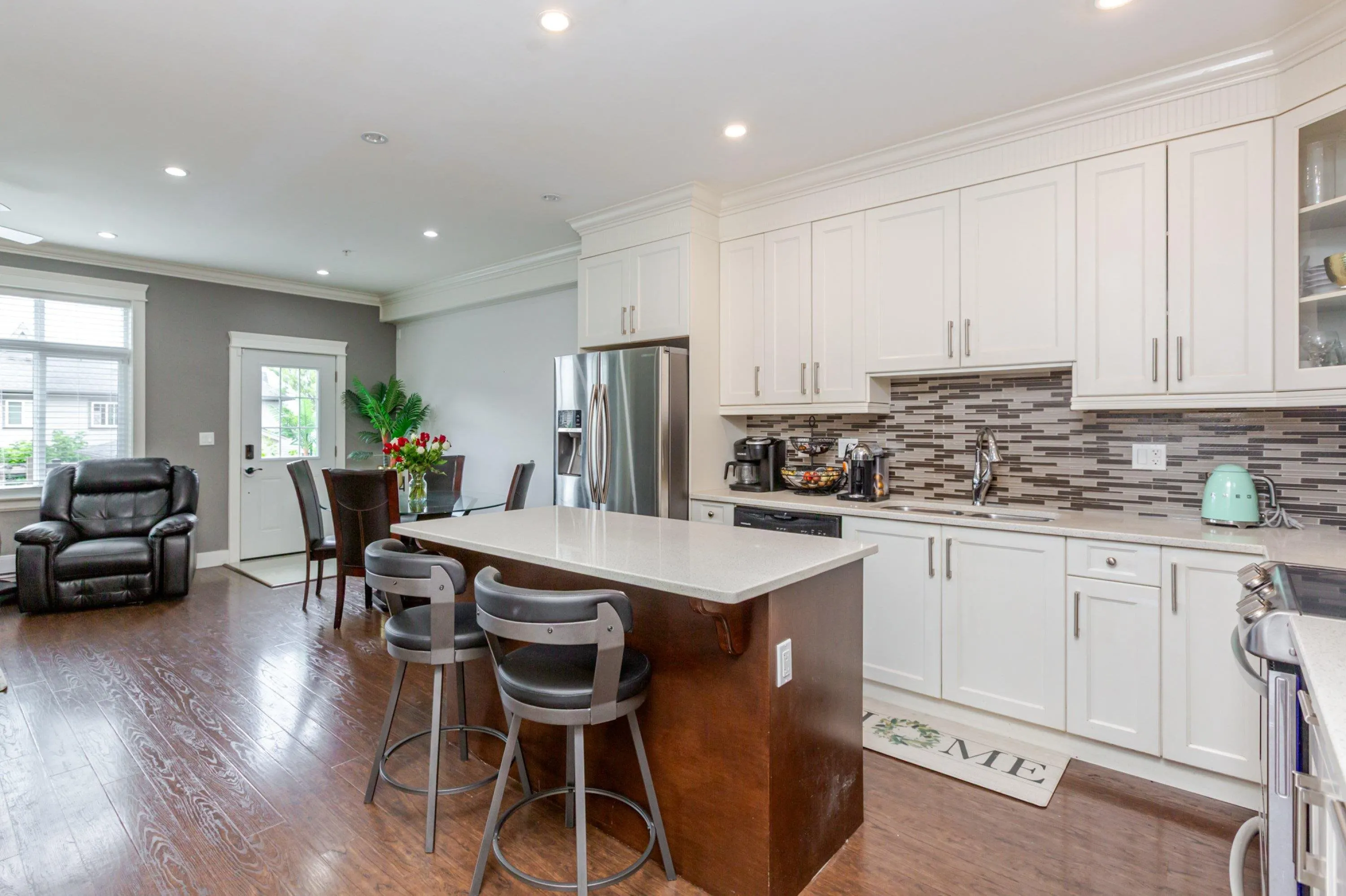 21081 80 Avenue Avenue