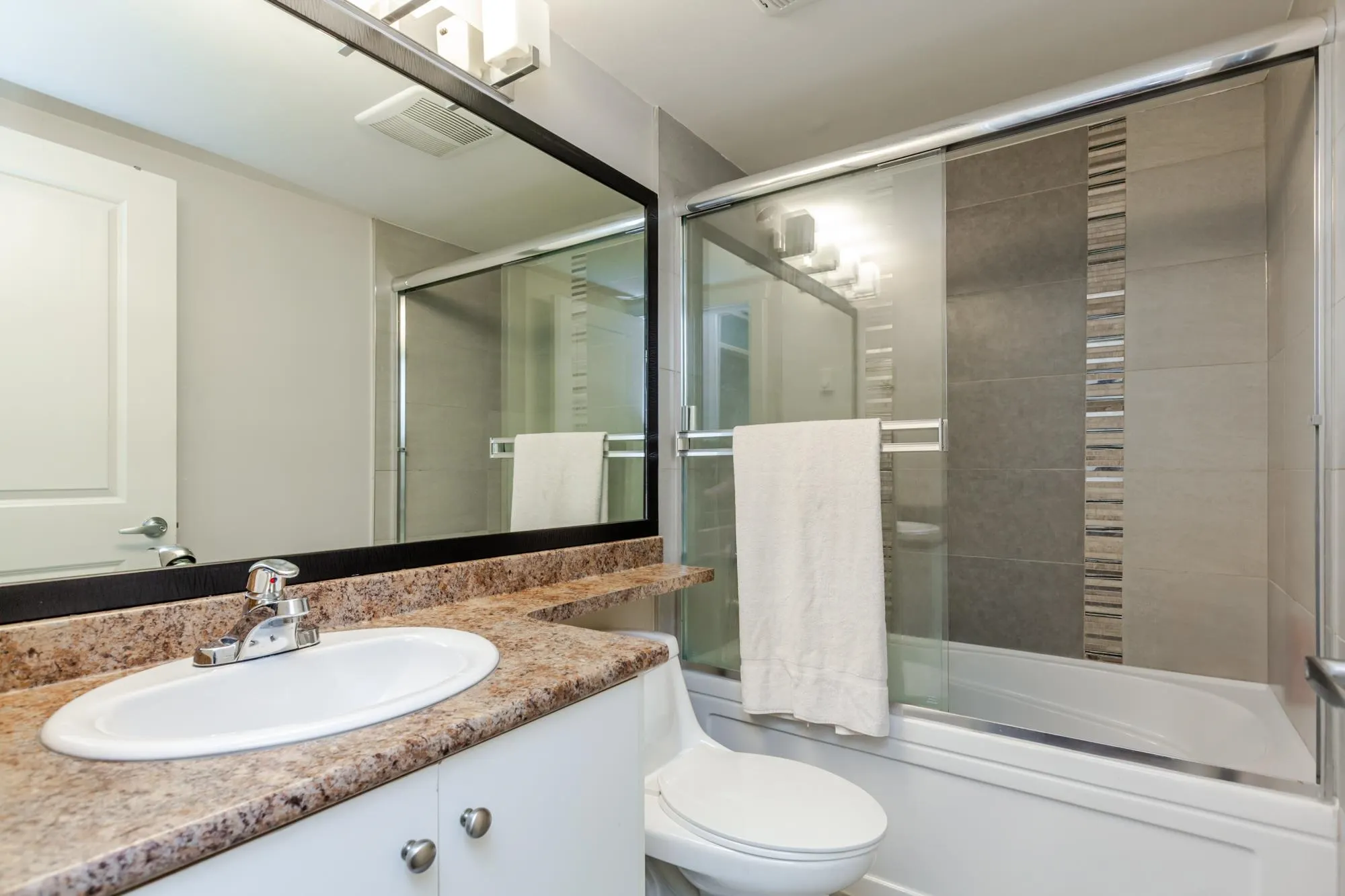 21081 80 Avenue Avenue