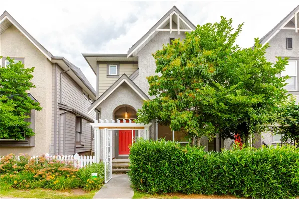 21081 80 Avenue Avenue