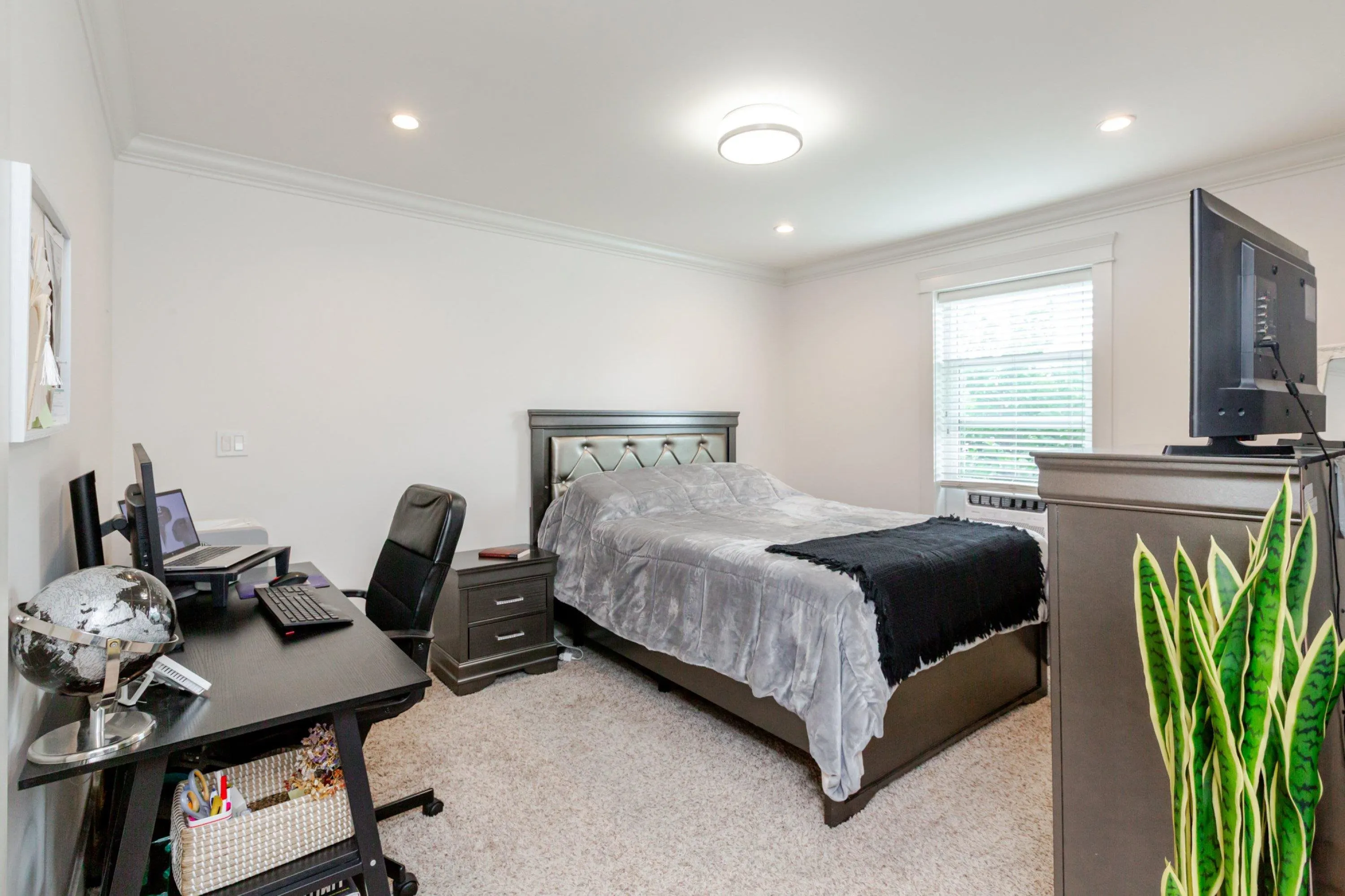 21081 80 Avenue Avenue