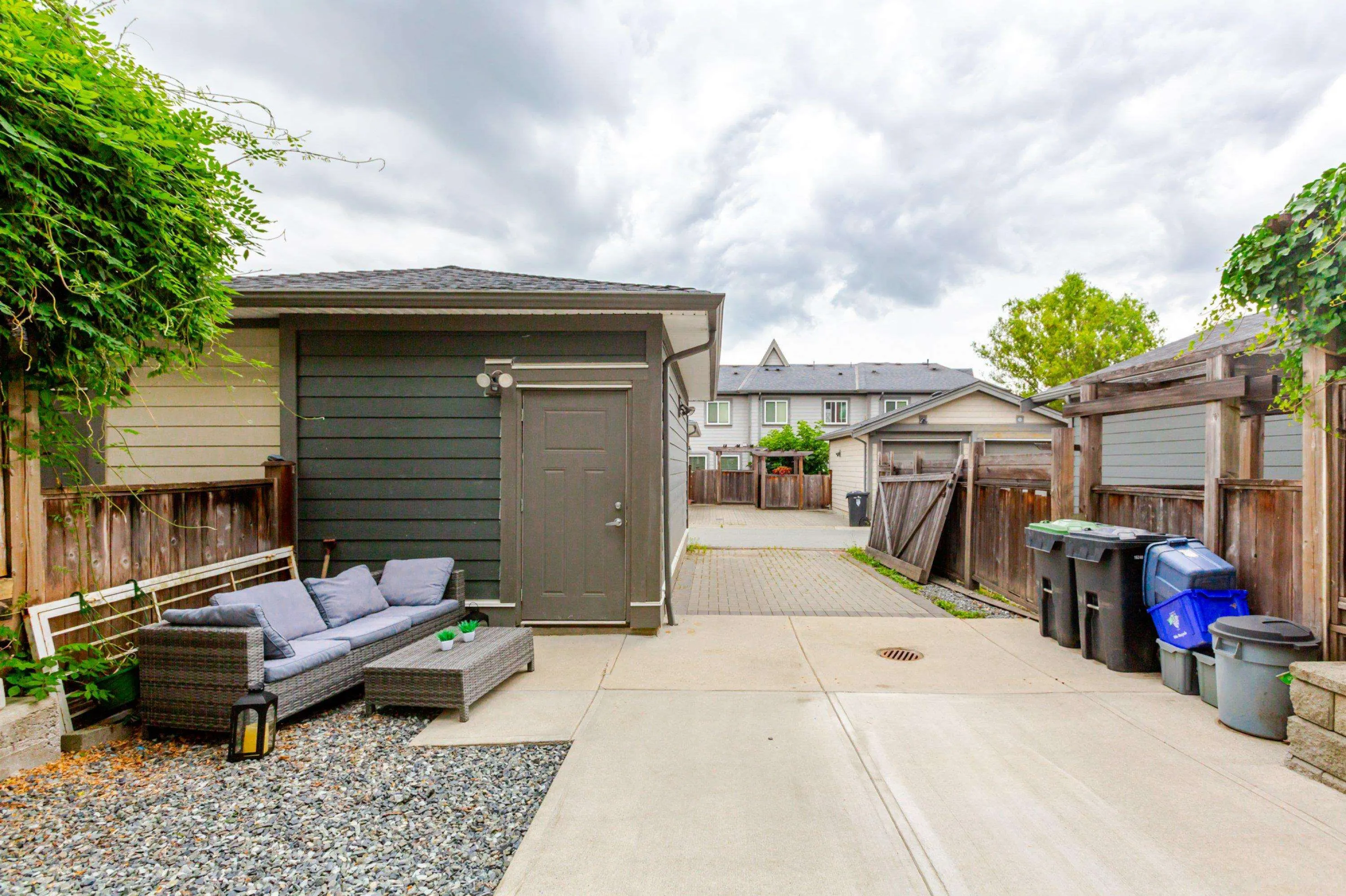 21081 80 Avenue Avenue