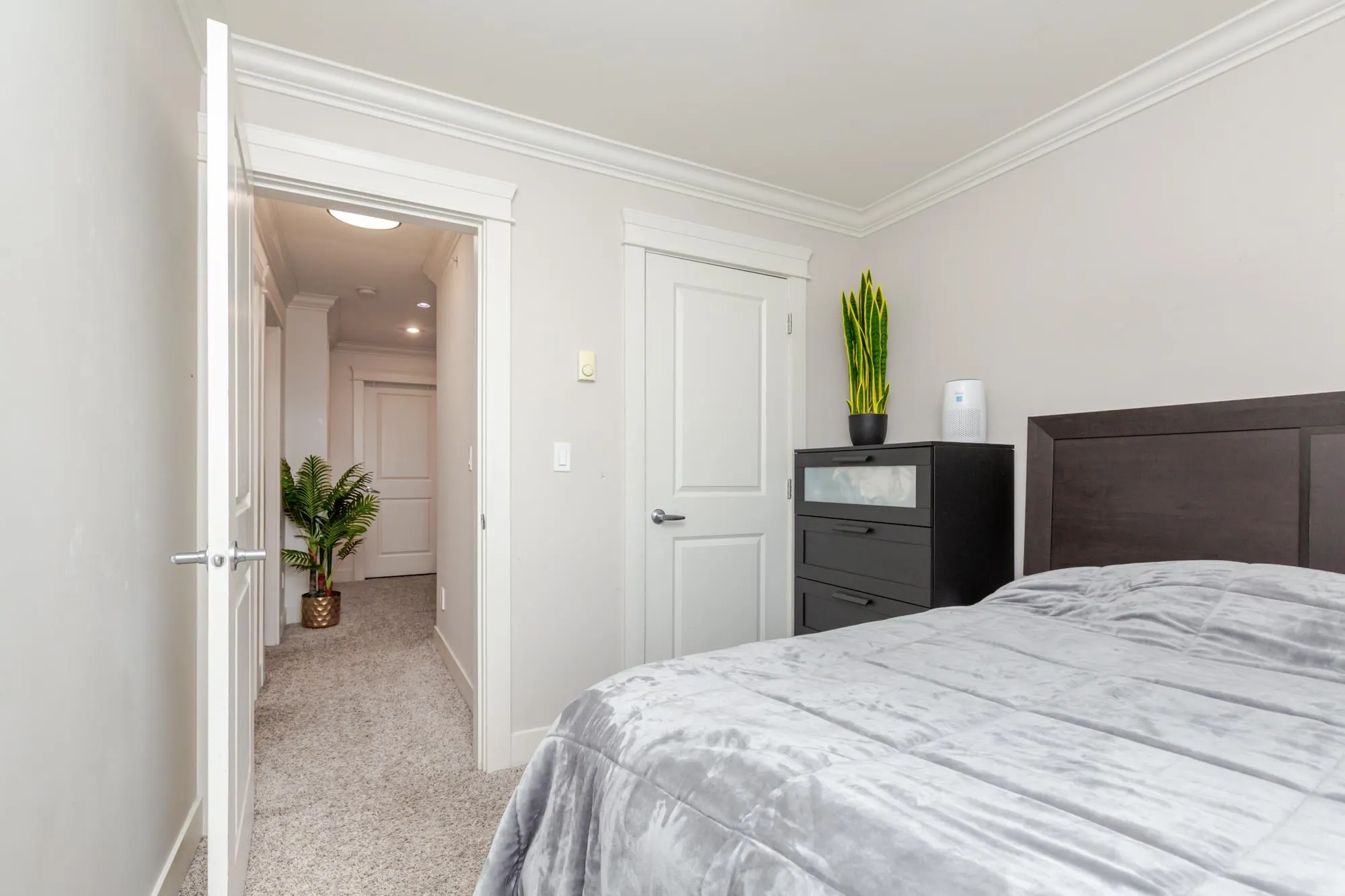 21081 80 Avenue Avenue