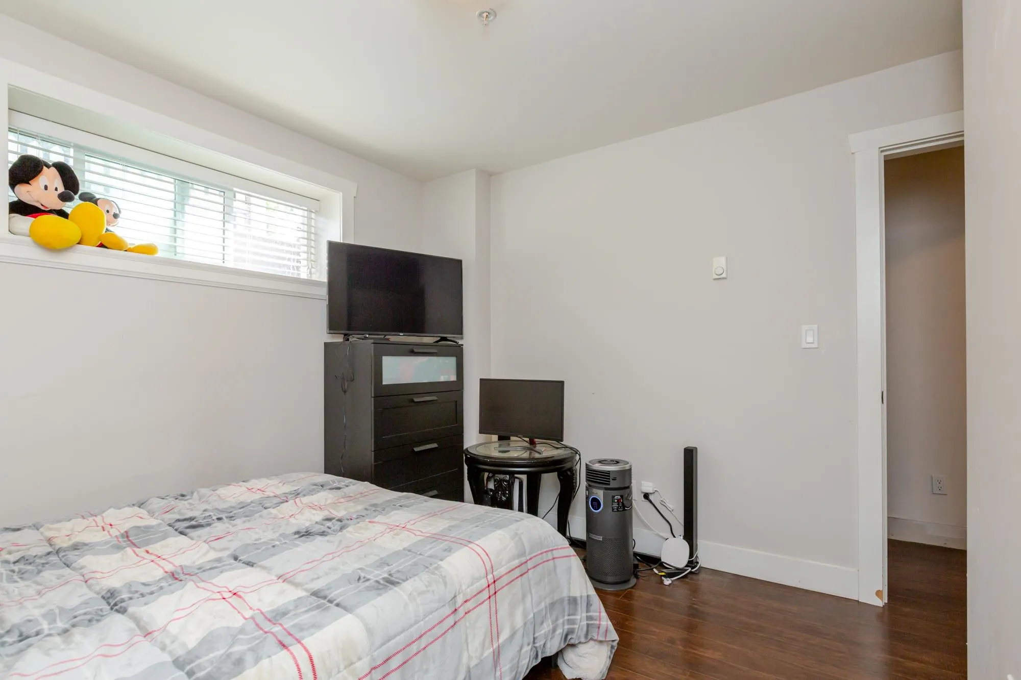 21081 80 Avenue Avenue