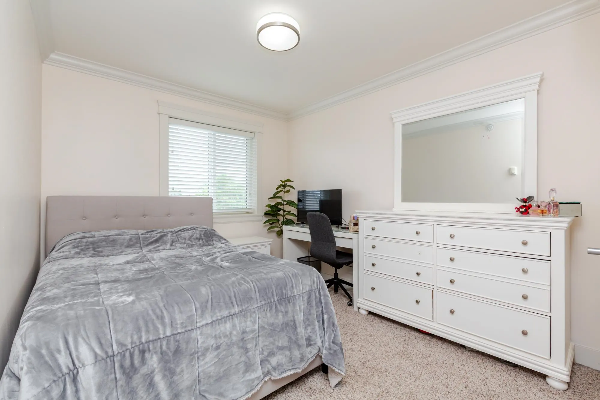 21081 80 Avenue Avenue