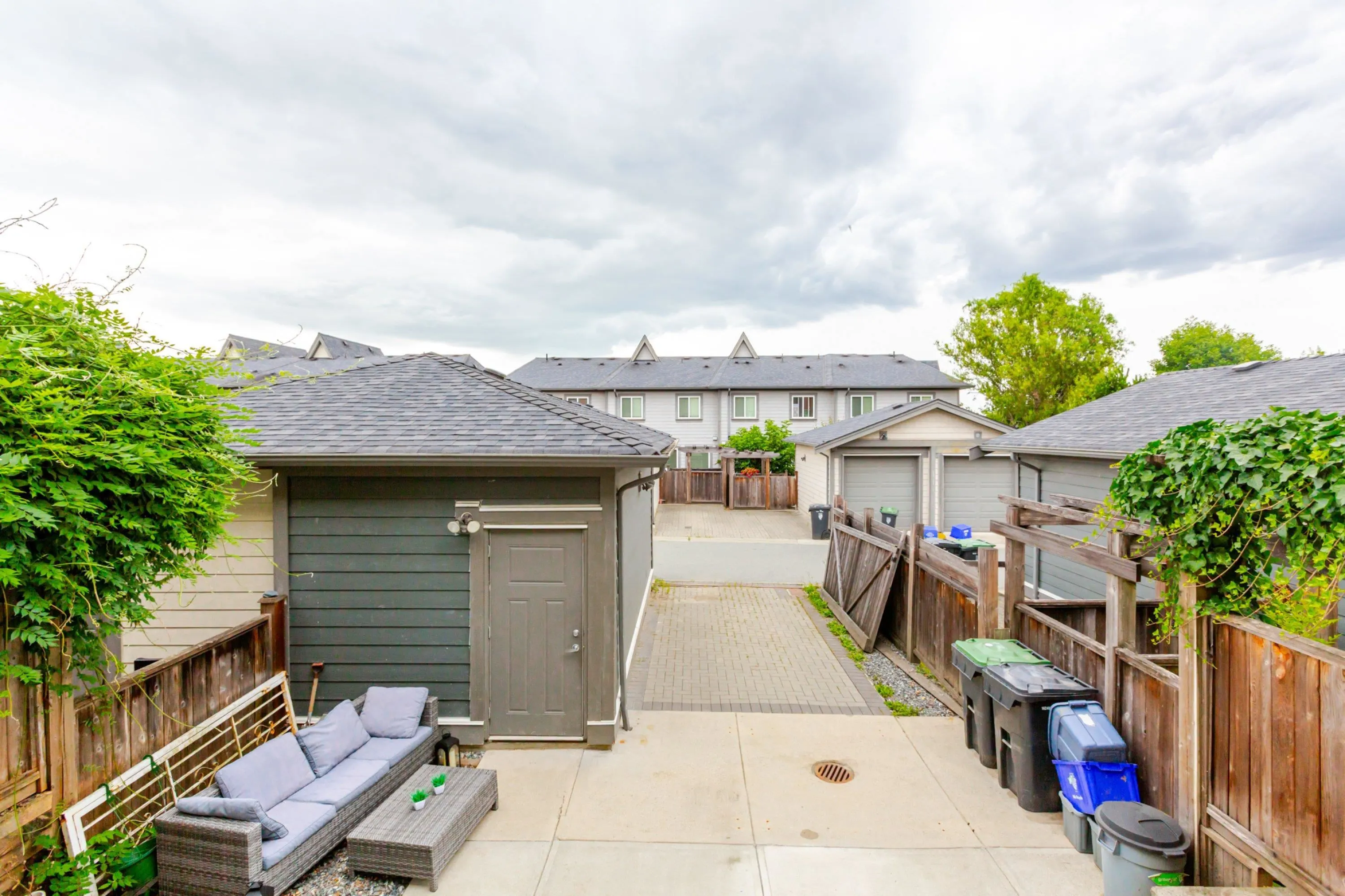 21081 80 Avenue Avenue