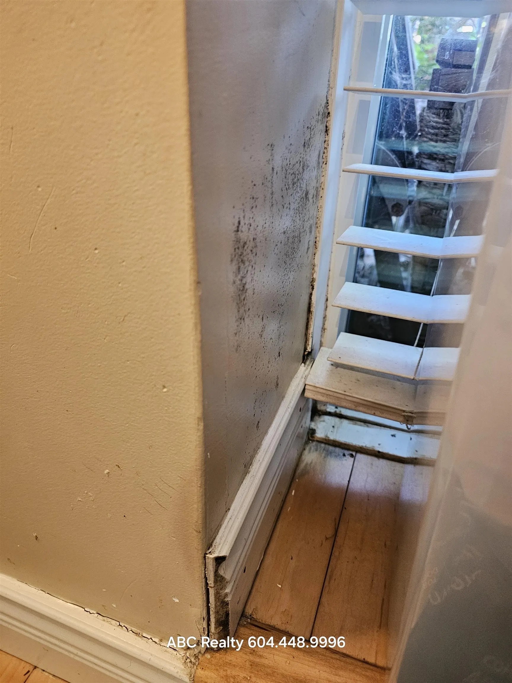 1FL 2125 W 2nd Avenue