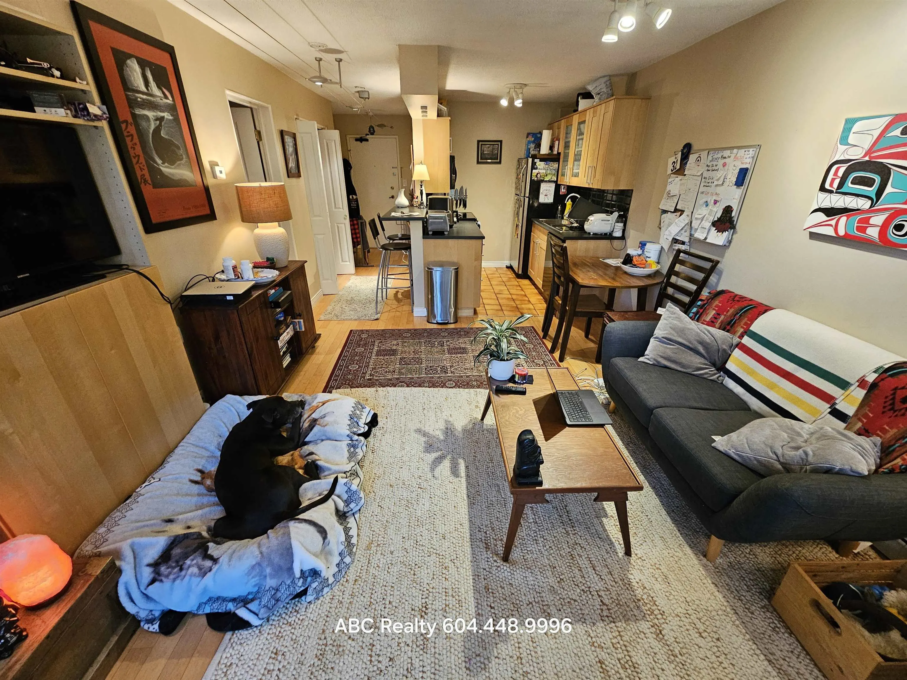 1FL 2125 W 2nd Avenue