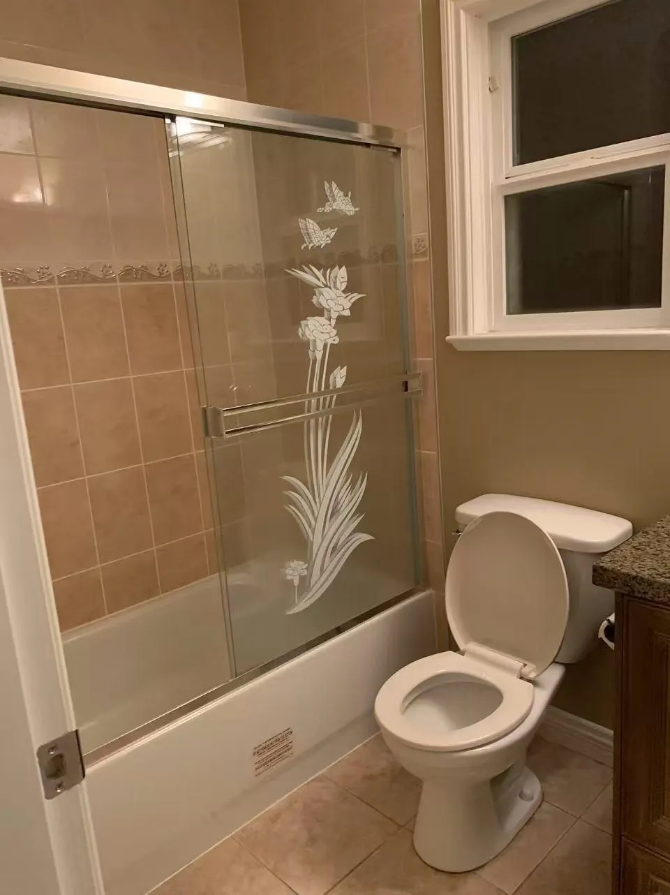 main floor 8520 Shaughnessy Street