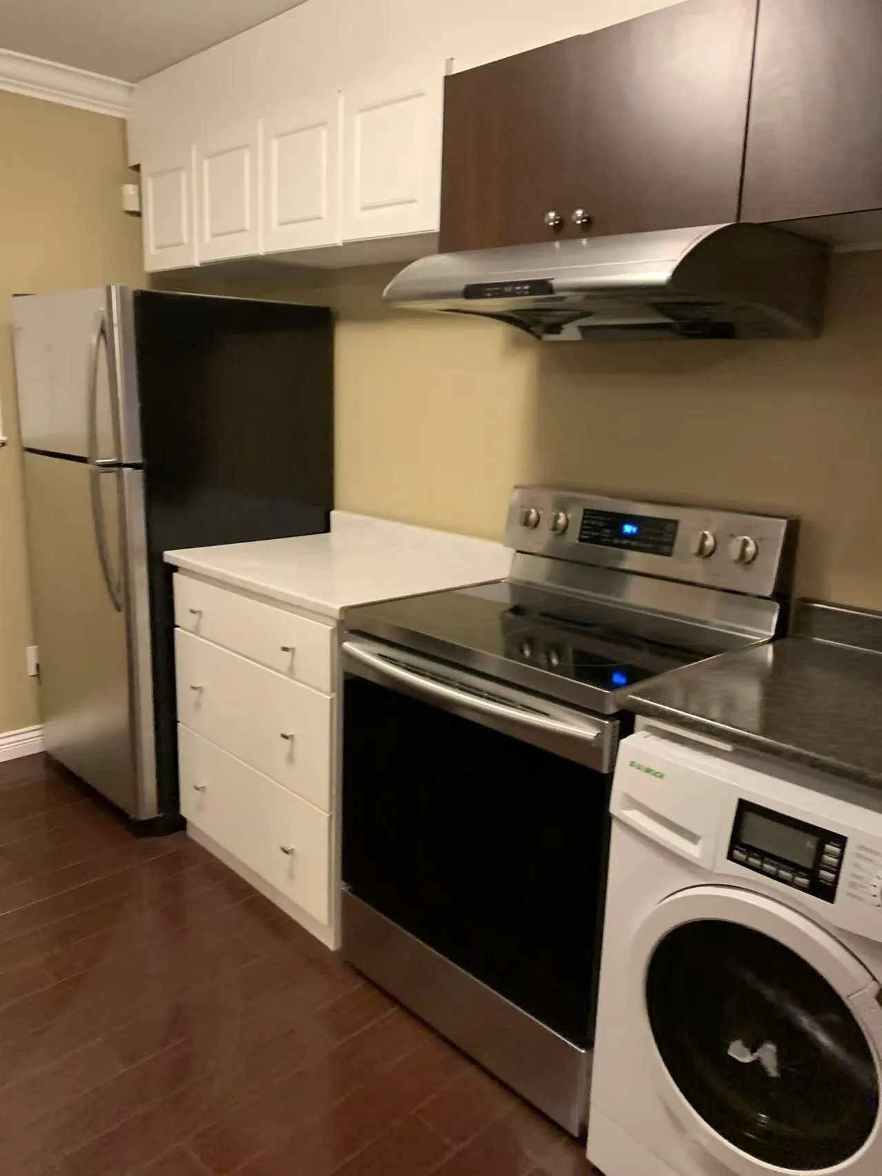 main floor 8520 Shaughnessy Street