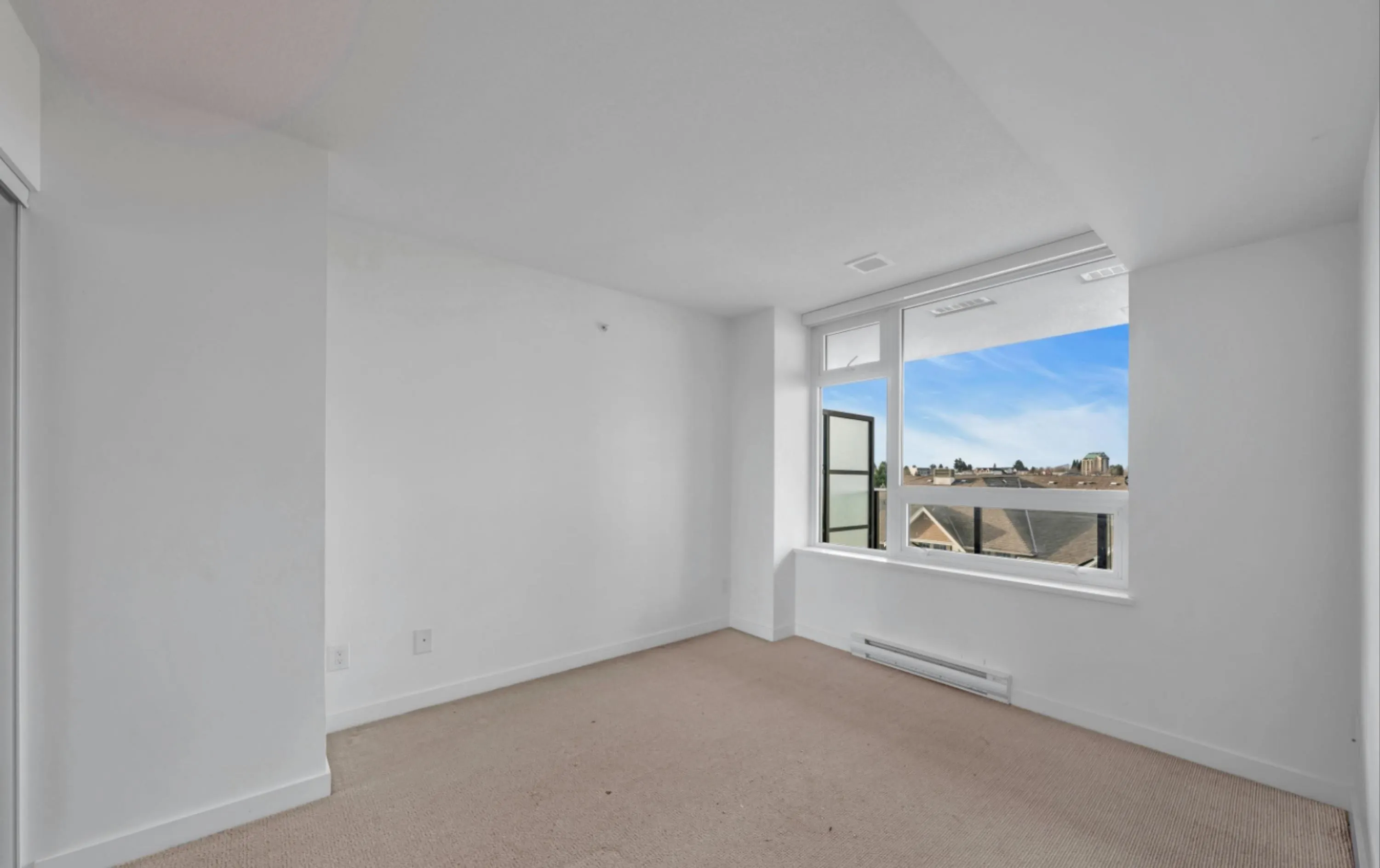 804 5470 Ormidale Street