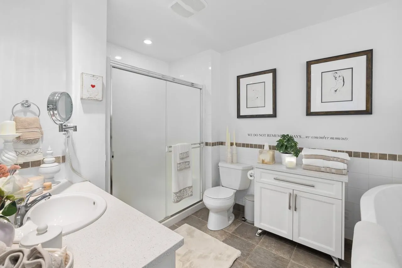 302 15392 16a Avenue