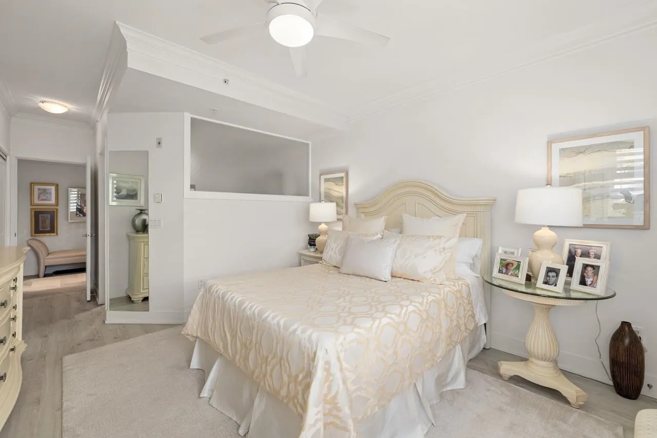 302 15392 16a Avenue