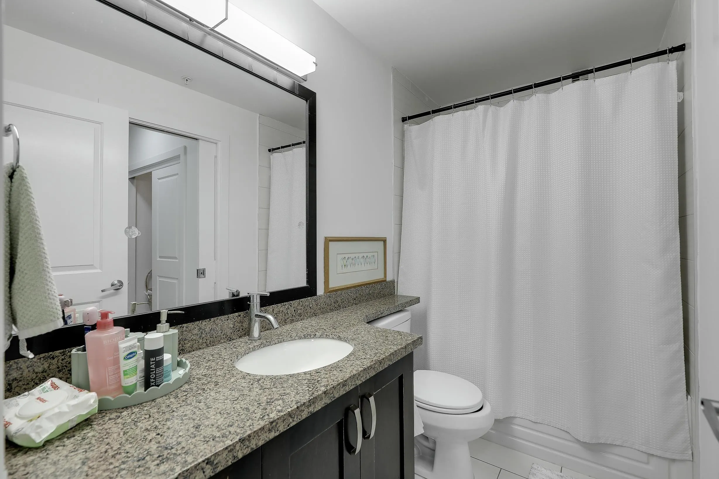 204 13897 Fraser Highway