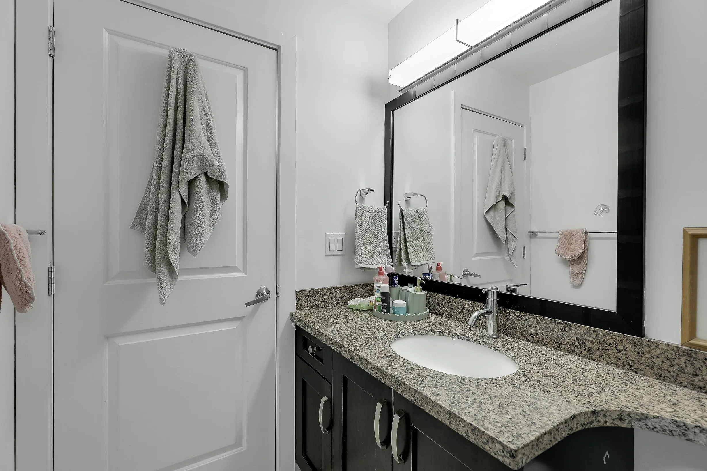 204 13897 Fraser Highway