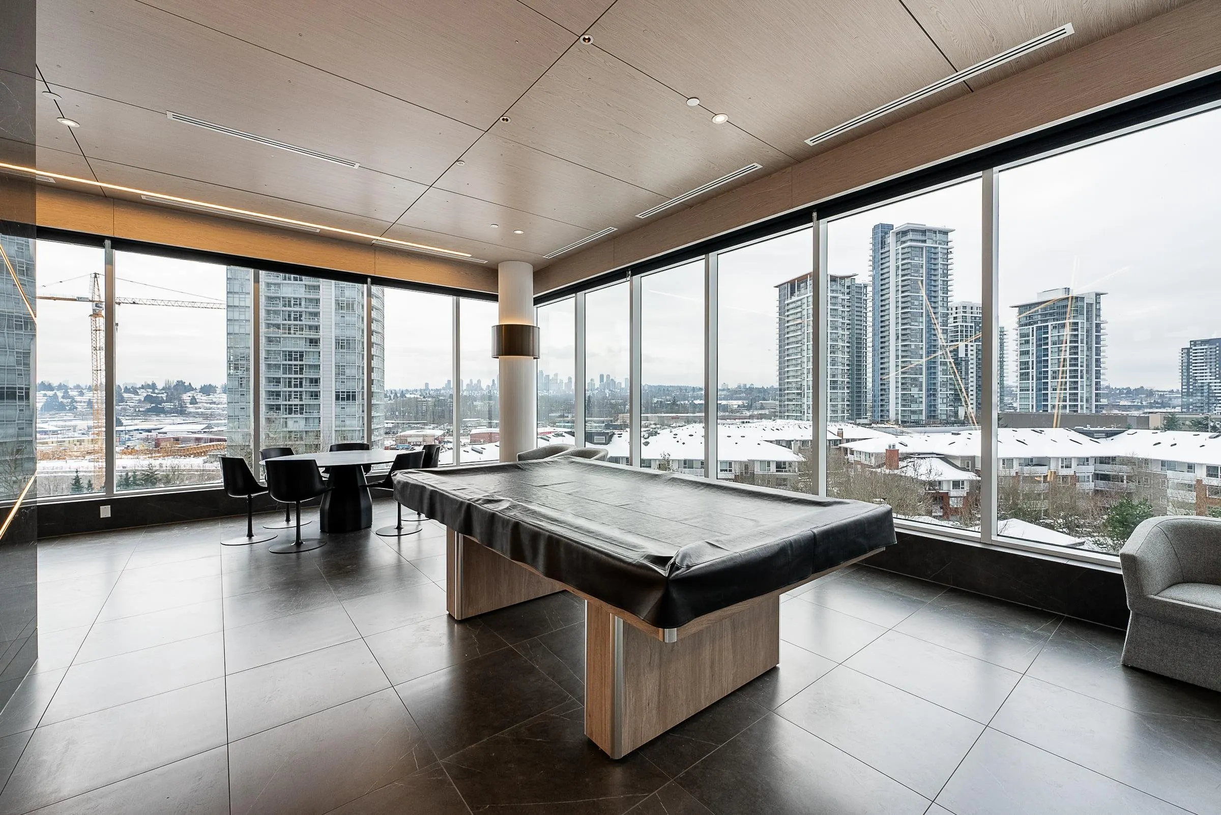 306 4730 Lougheed Highway