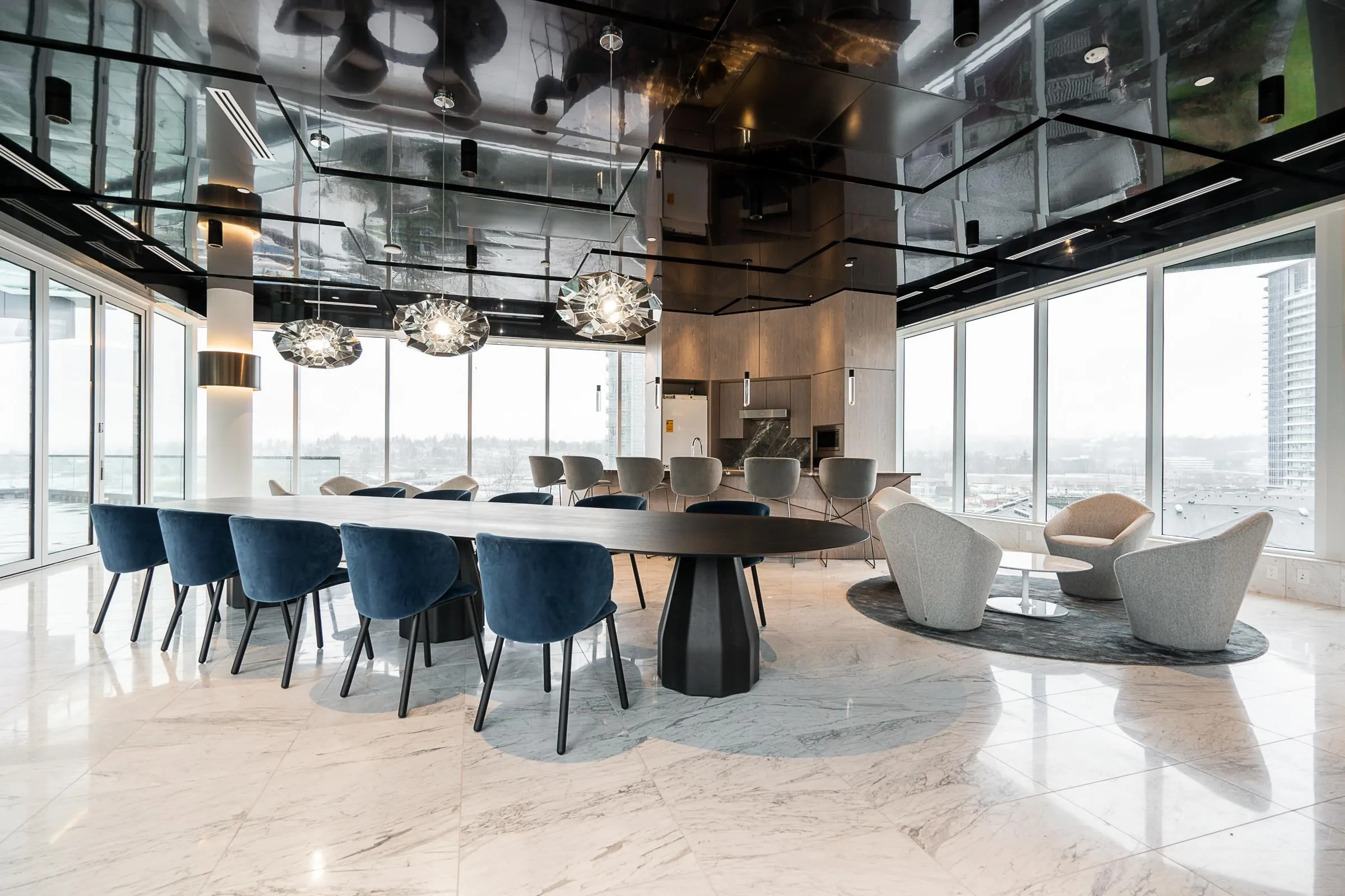 306 4730 Lougheed Highway