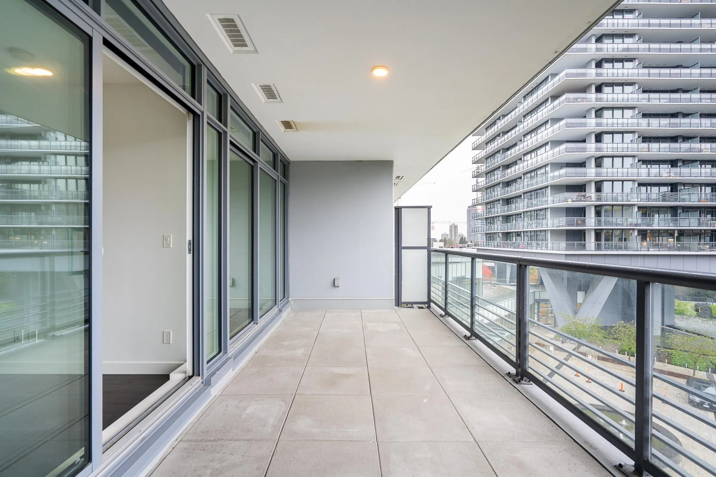 306 4730 Lougheed Highway