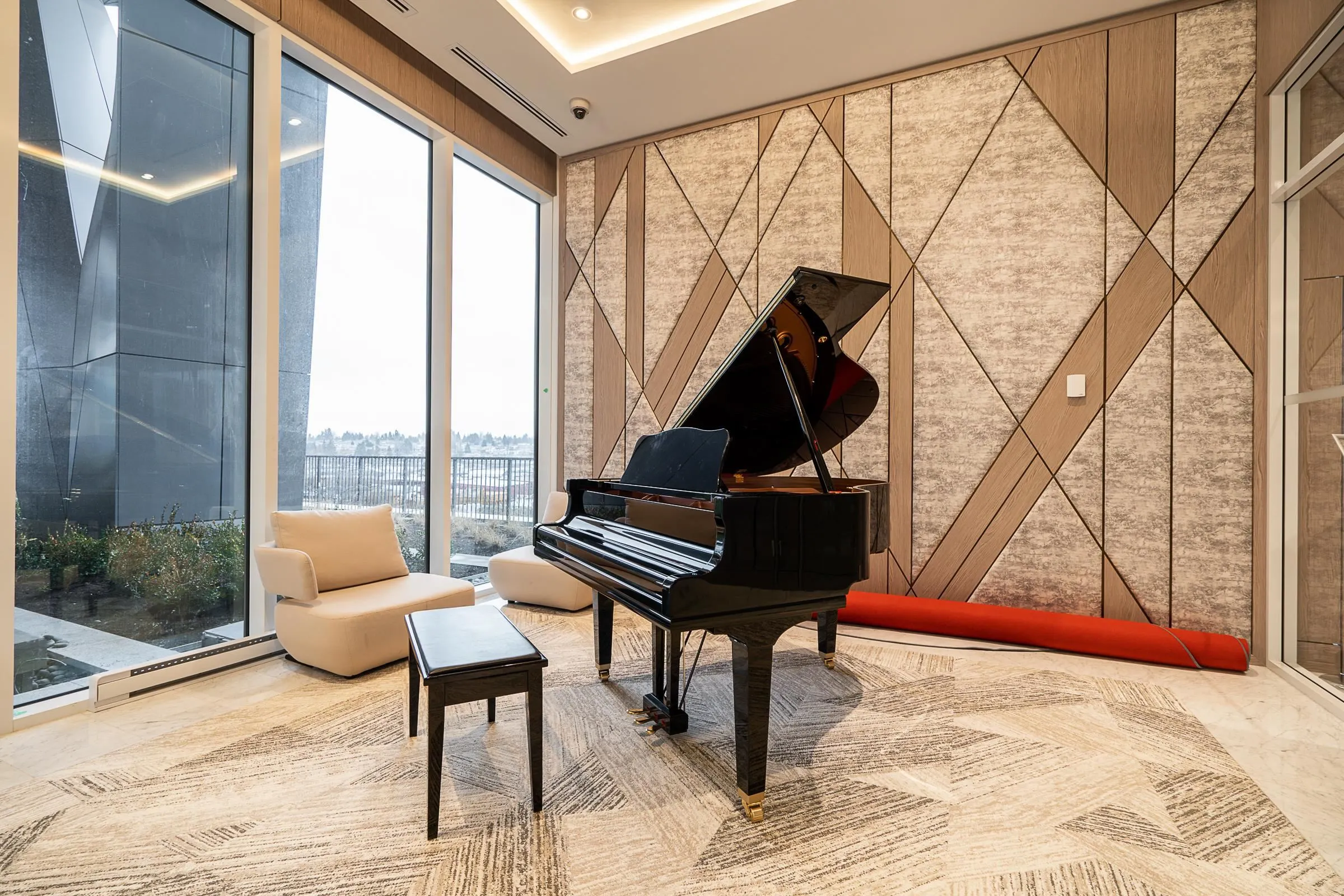 306 4730 Lougheed Highway