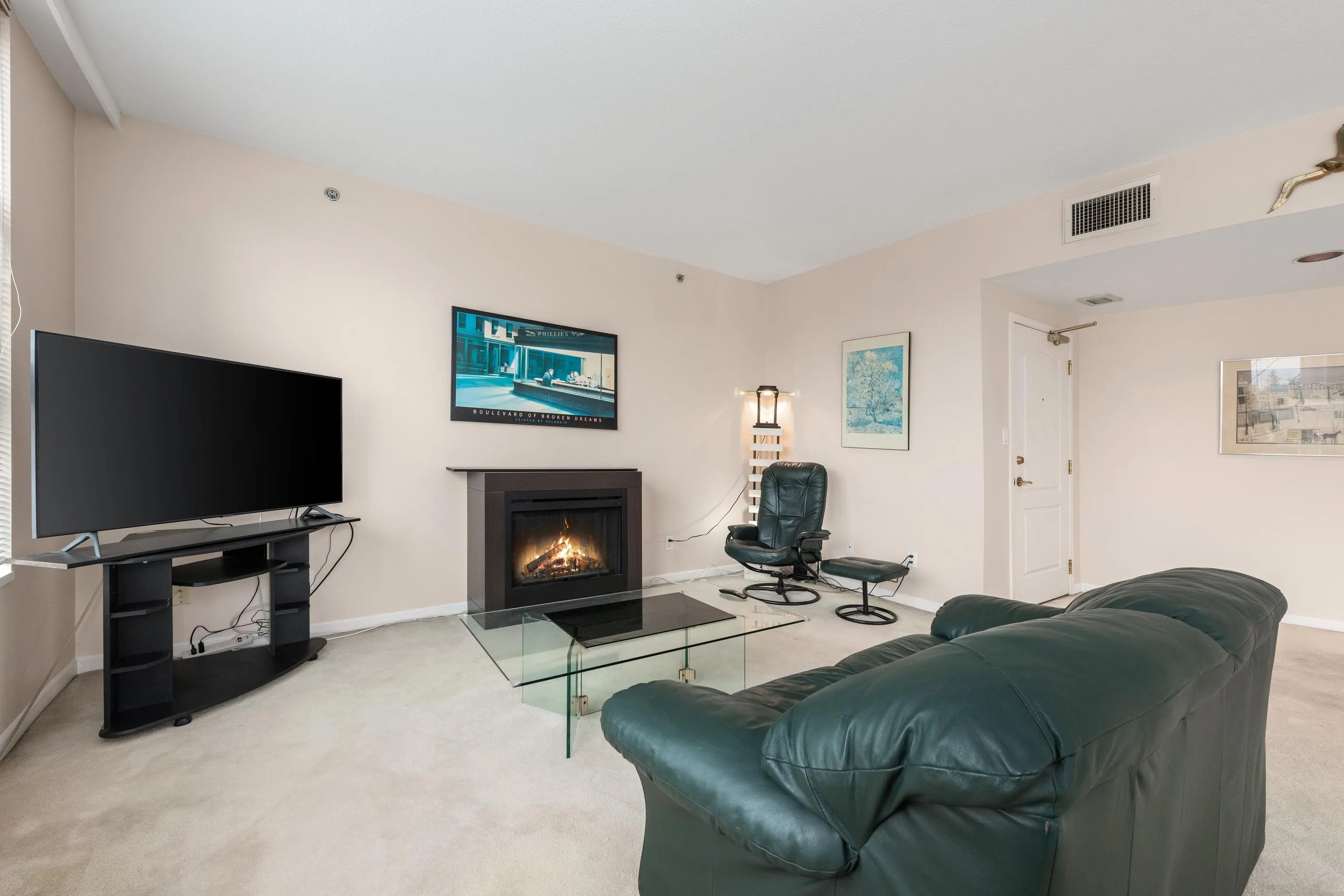 201 1788 W Georgia Street