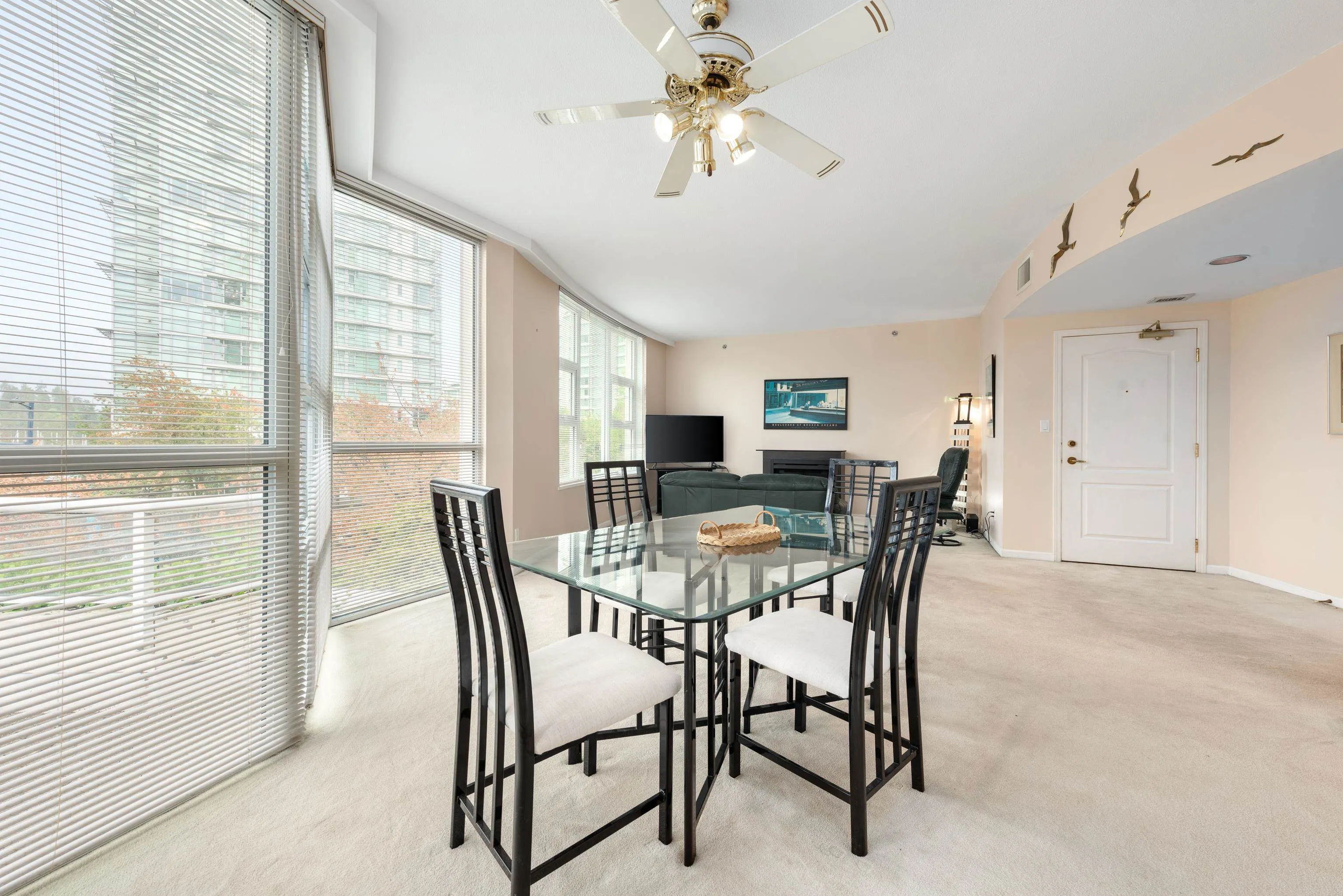 201 1788 W Georgia Street