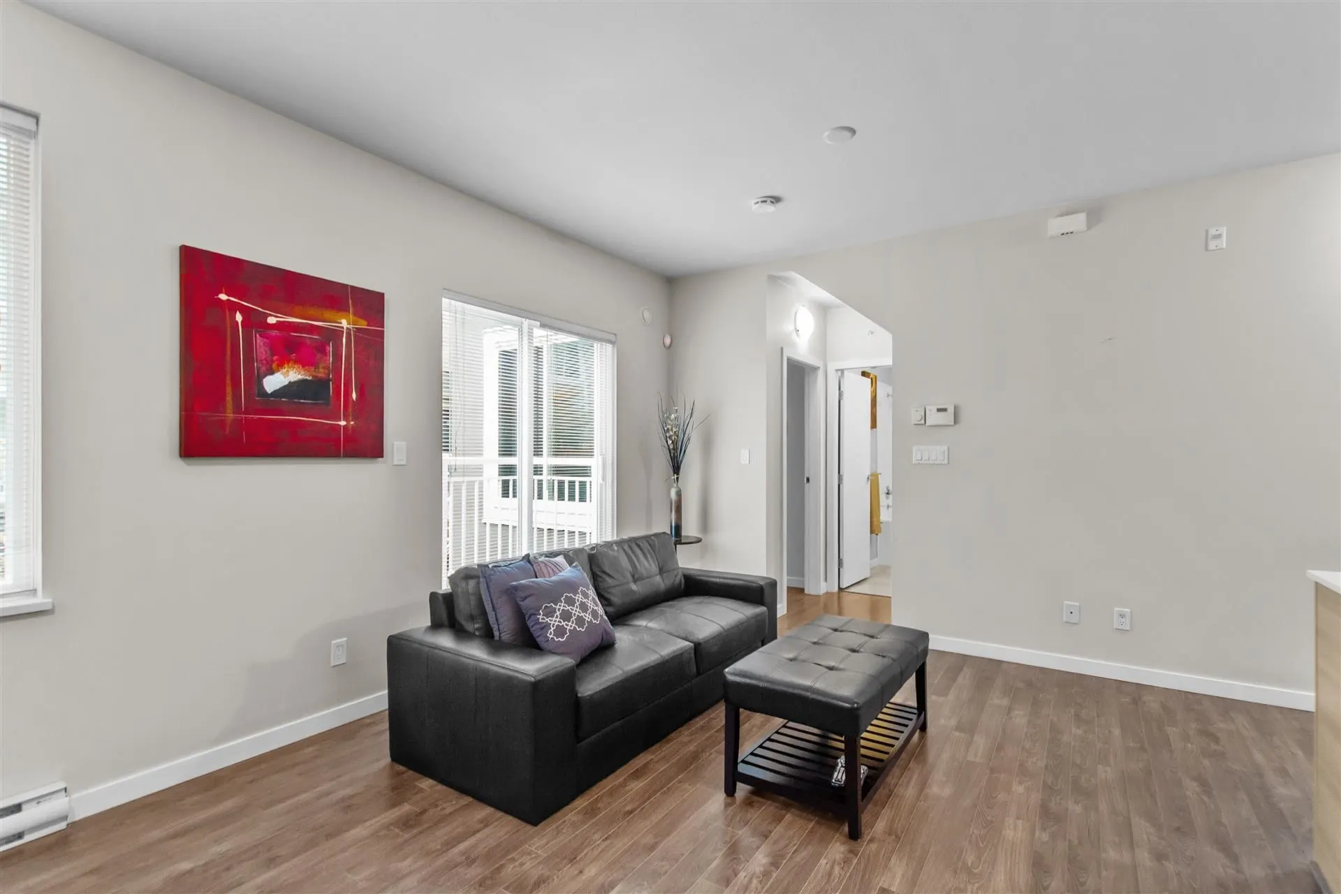 12 6965 Hastings Street